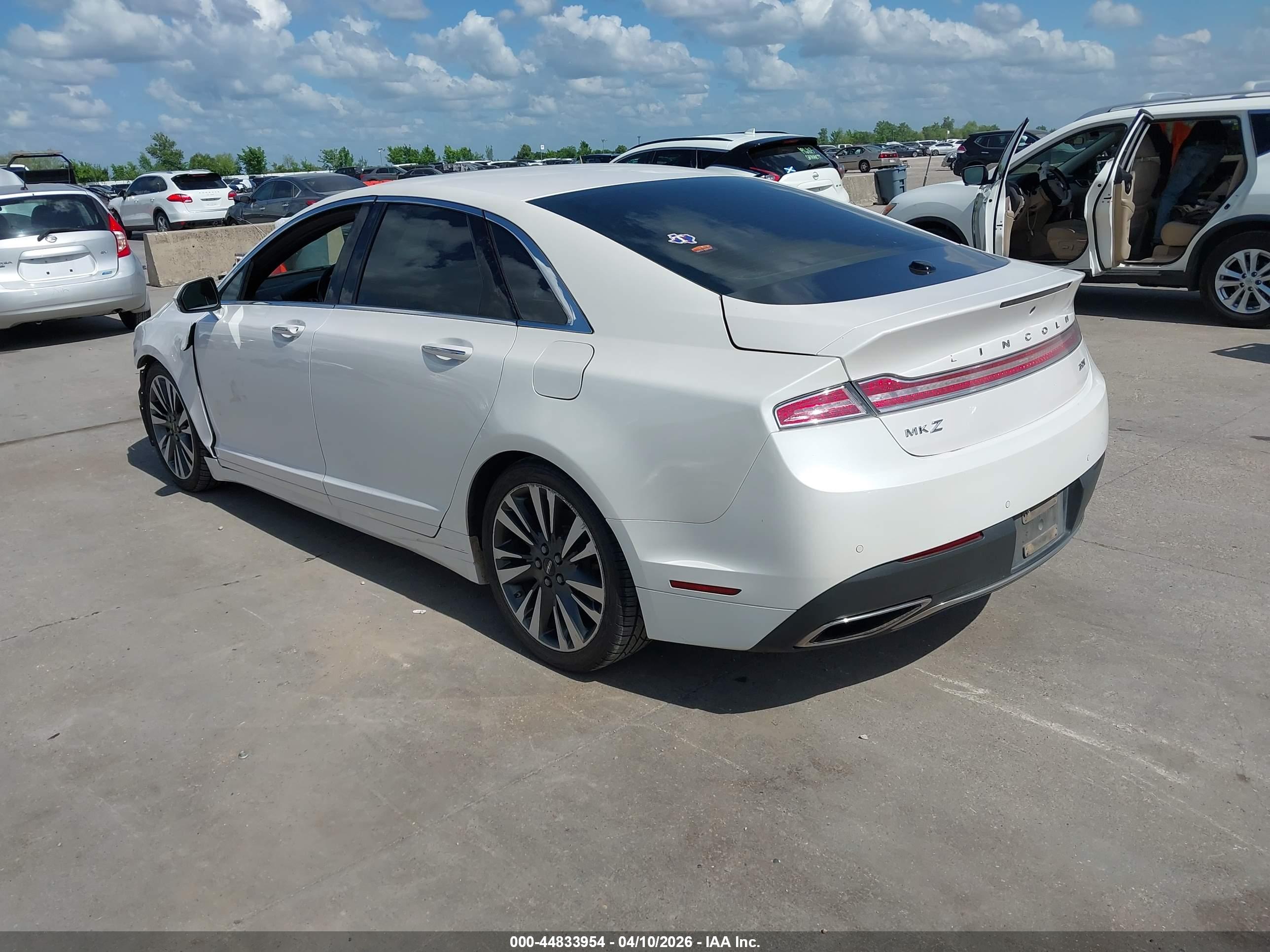 LINCOLN MKZ image 3