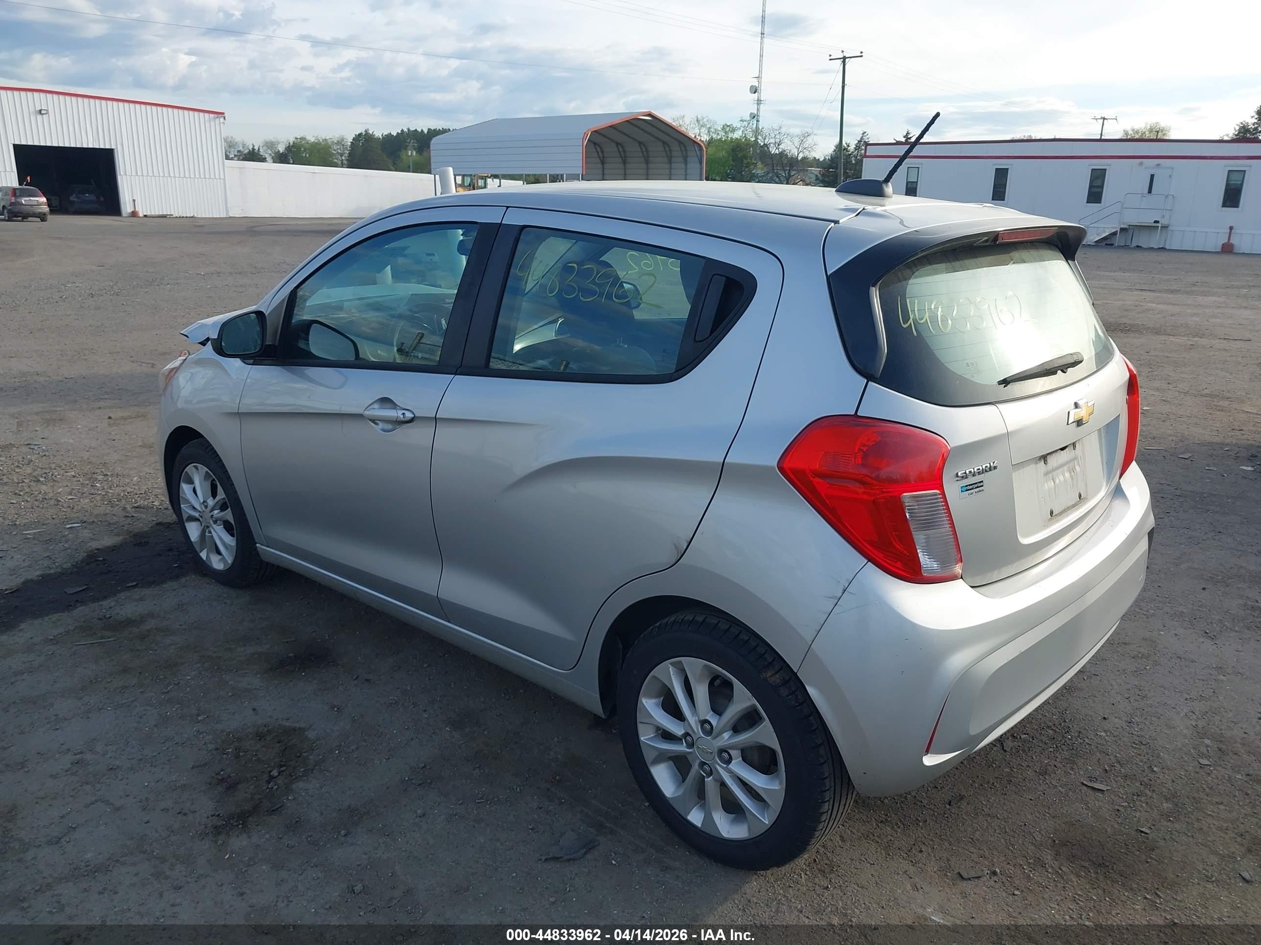 CHEVROLET SPARK image 3