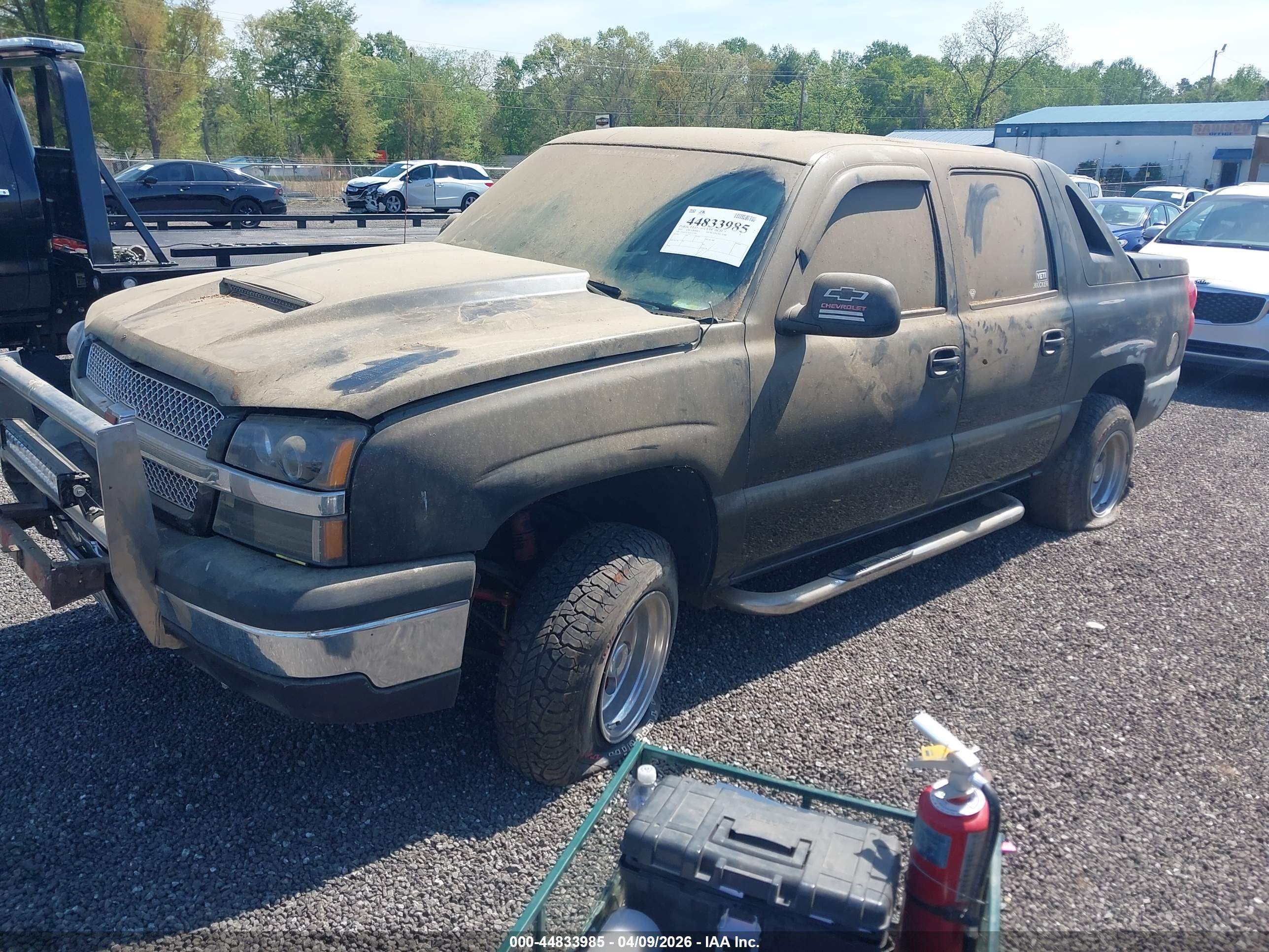 CHEVROLET AVALANCHE image 2