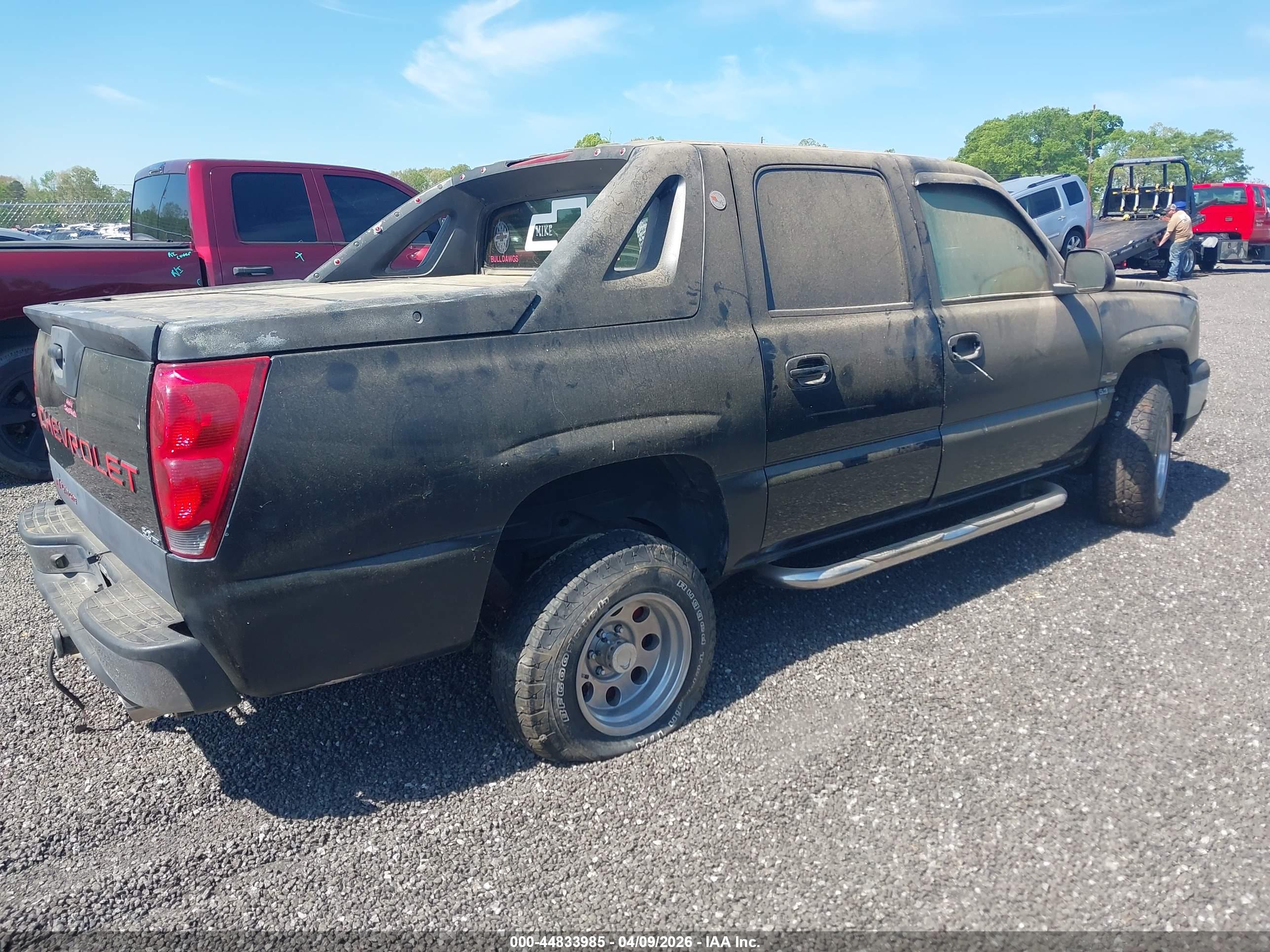 CHEVROLET AVALANCHE image 4