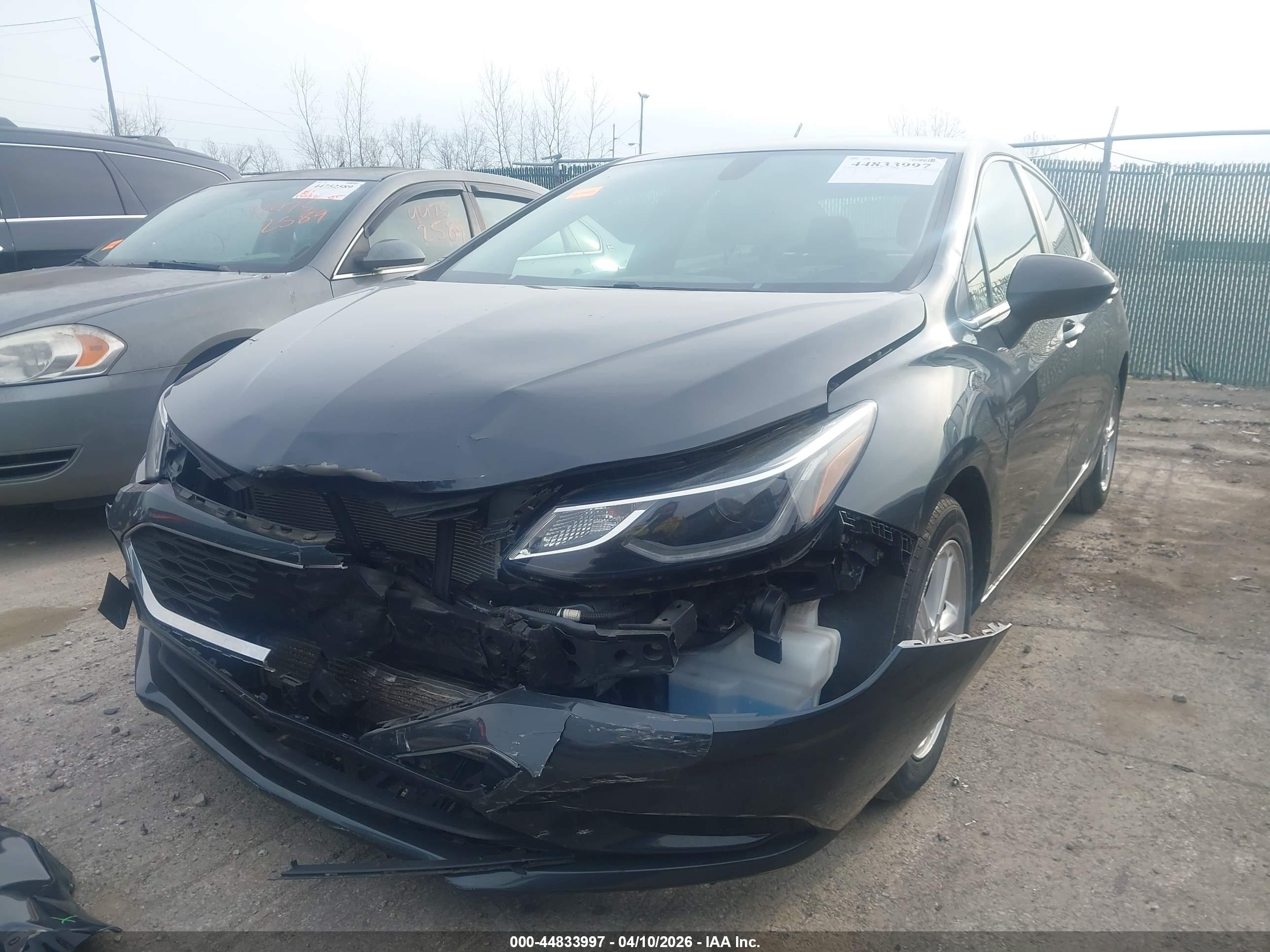 CHEVROLET CRUZE image 6