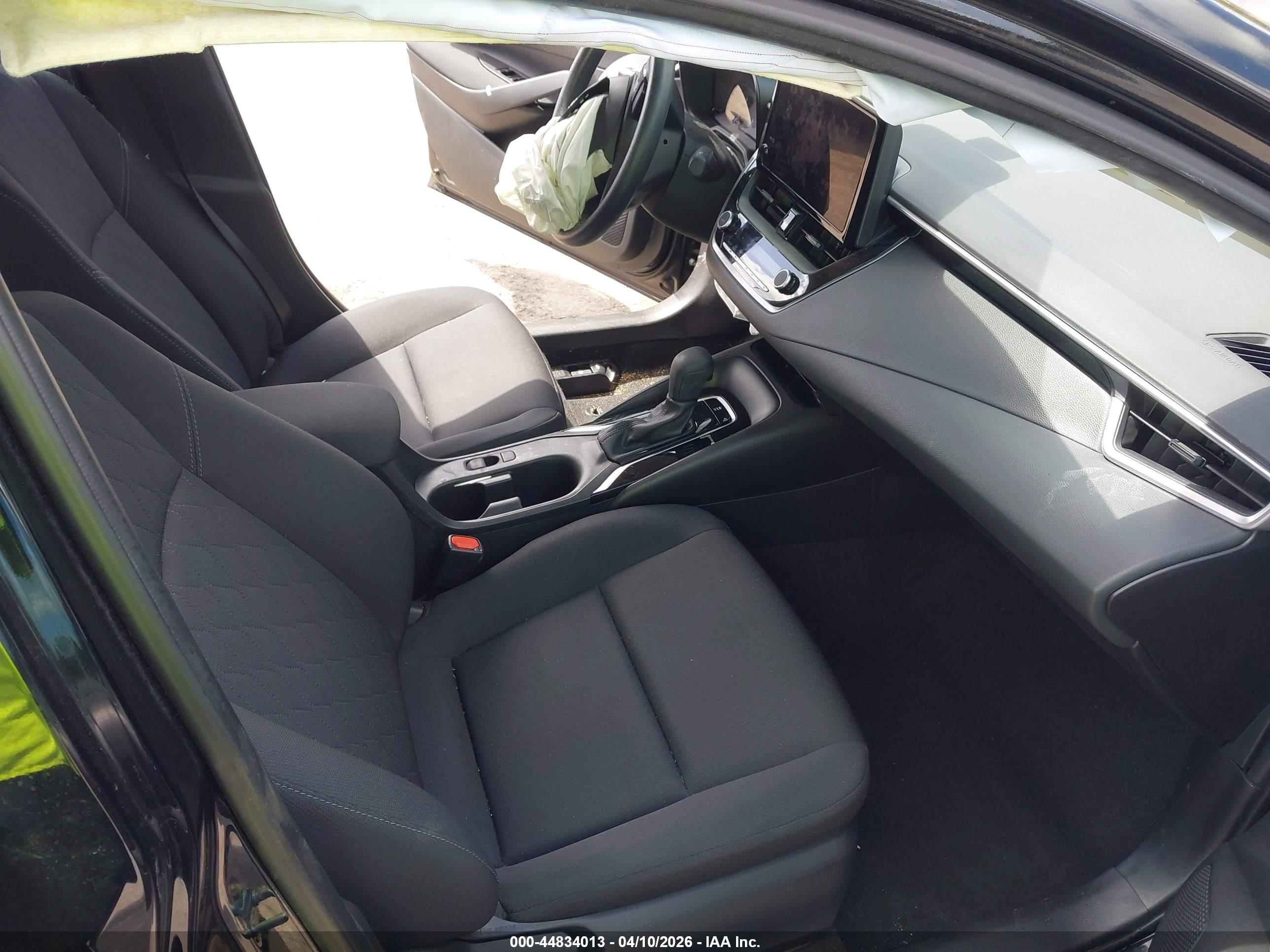 TOYOTA COROLLA image 5