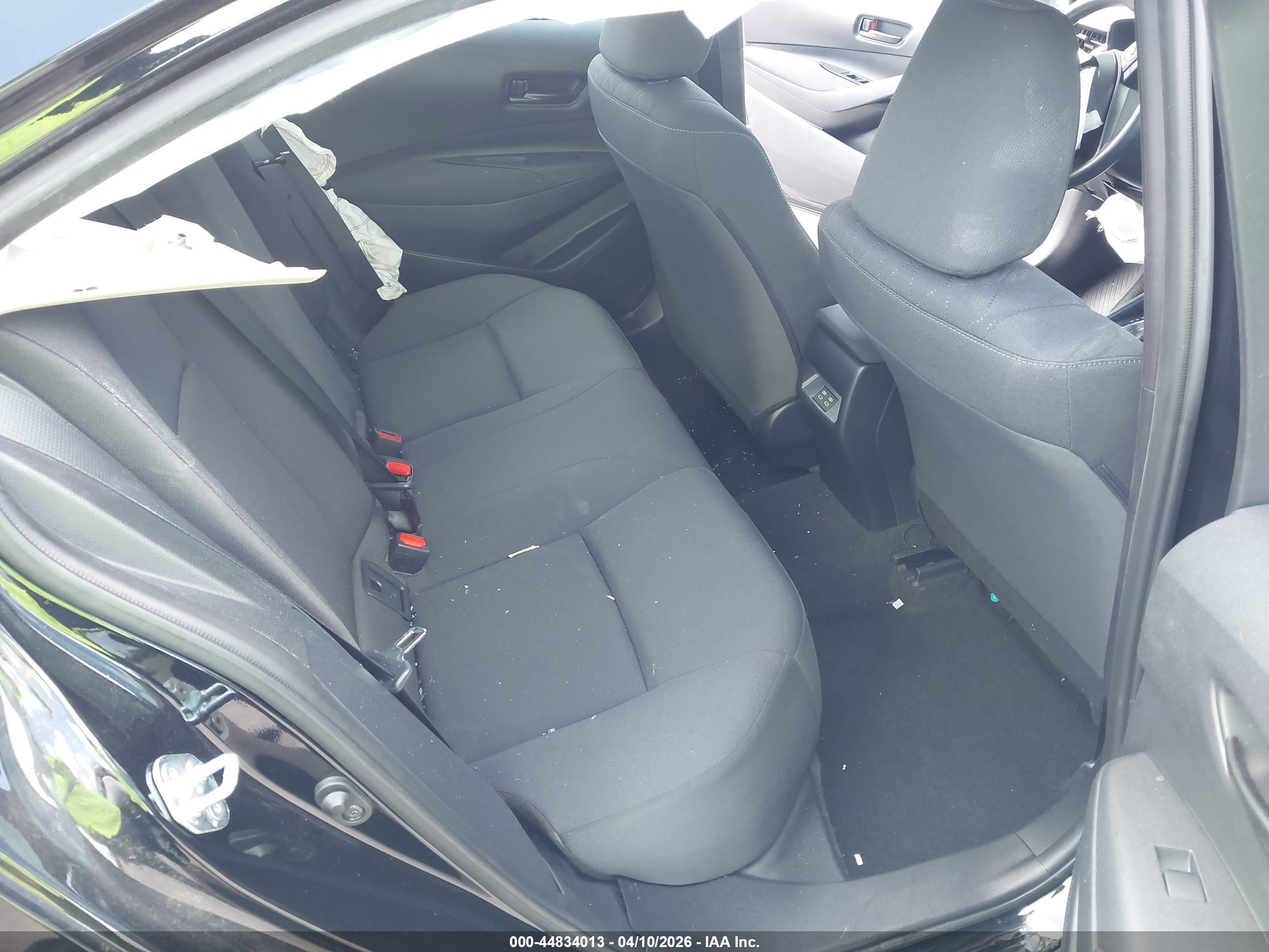 TOYOTA COROLLA image 8