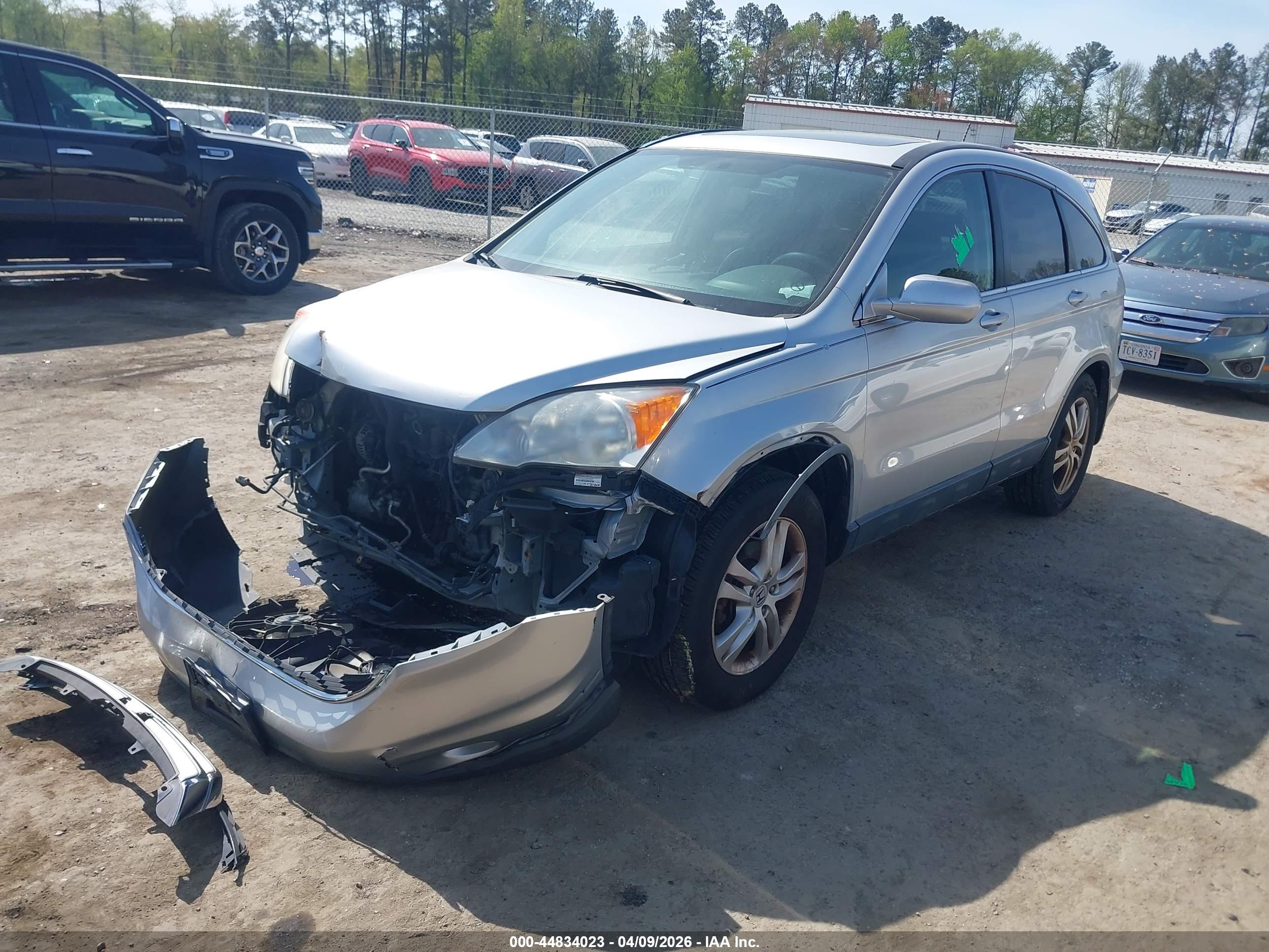HONDA CR-V image 2