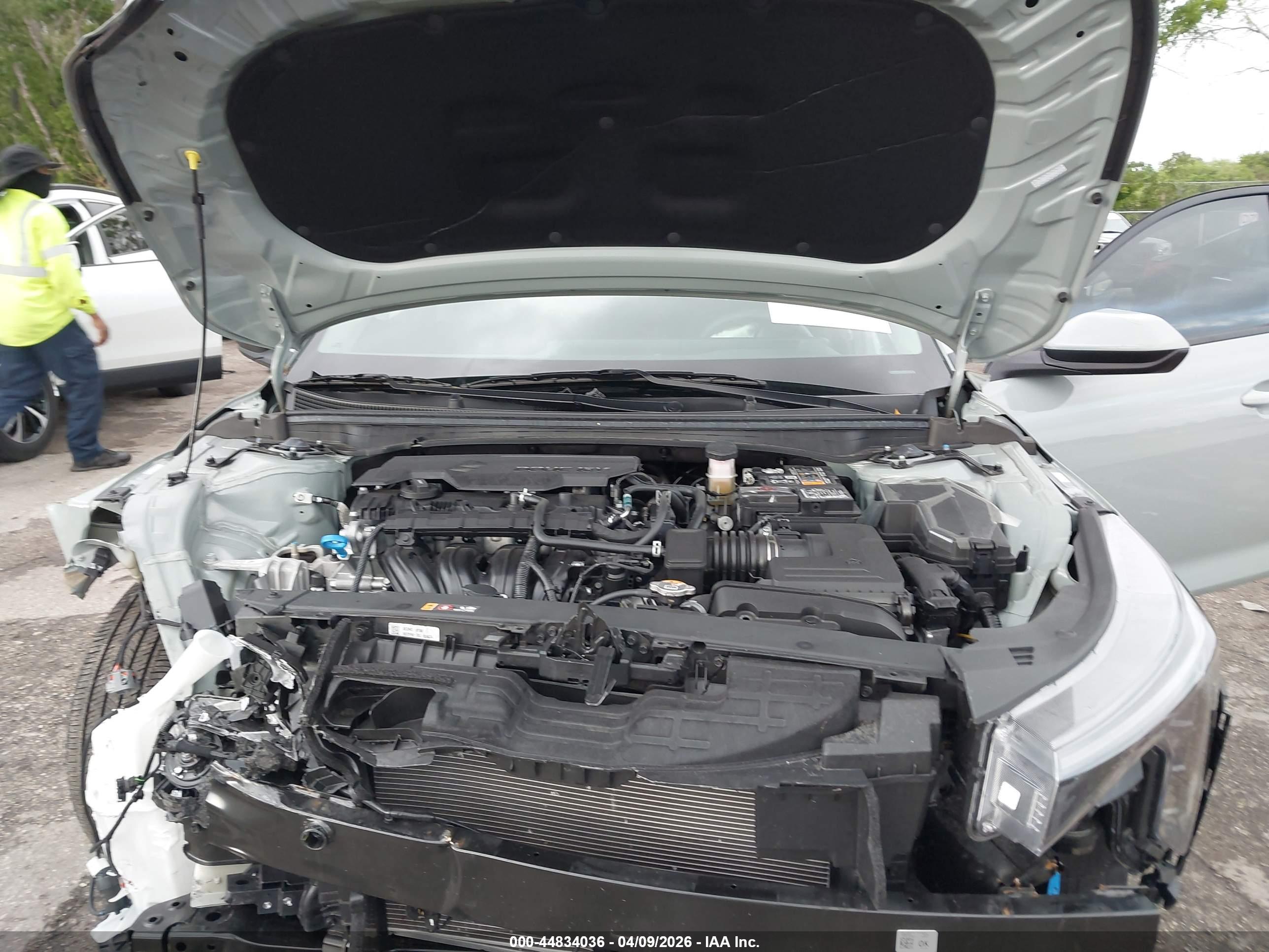 KIA K4 image 10