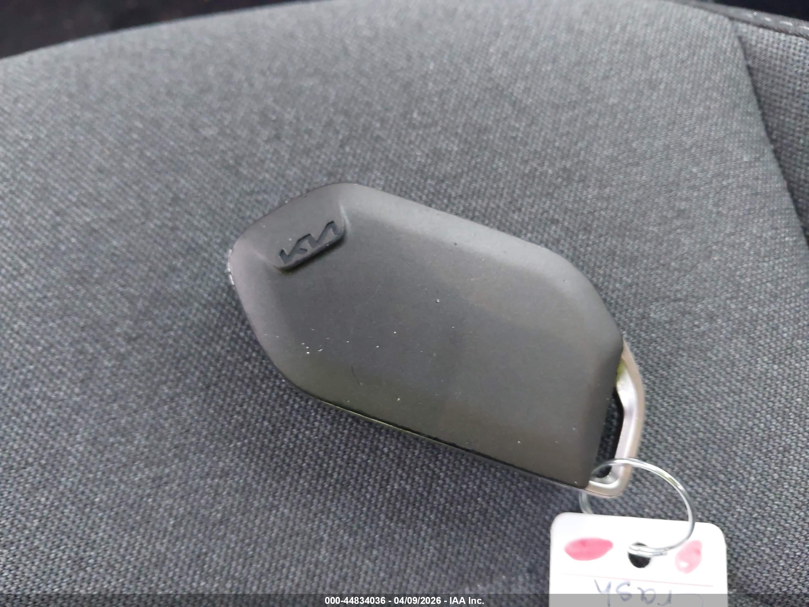 KIA K4 image 11