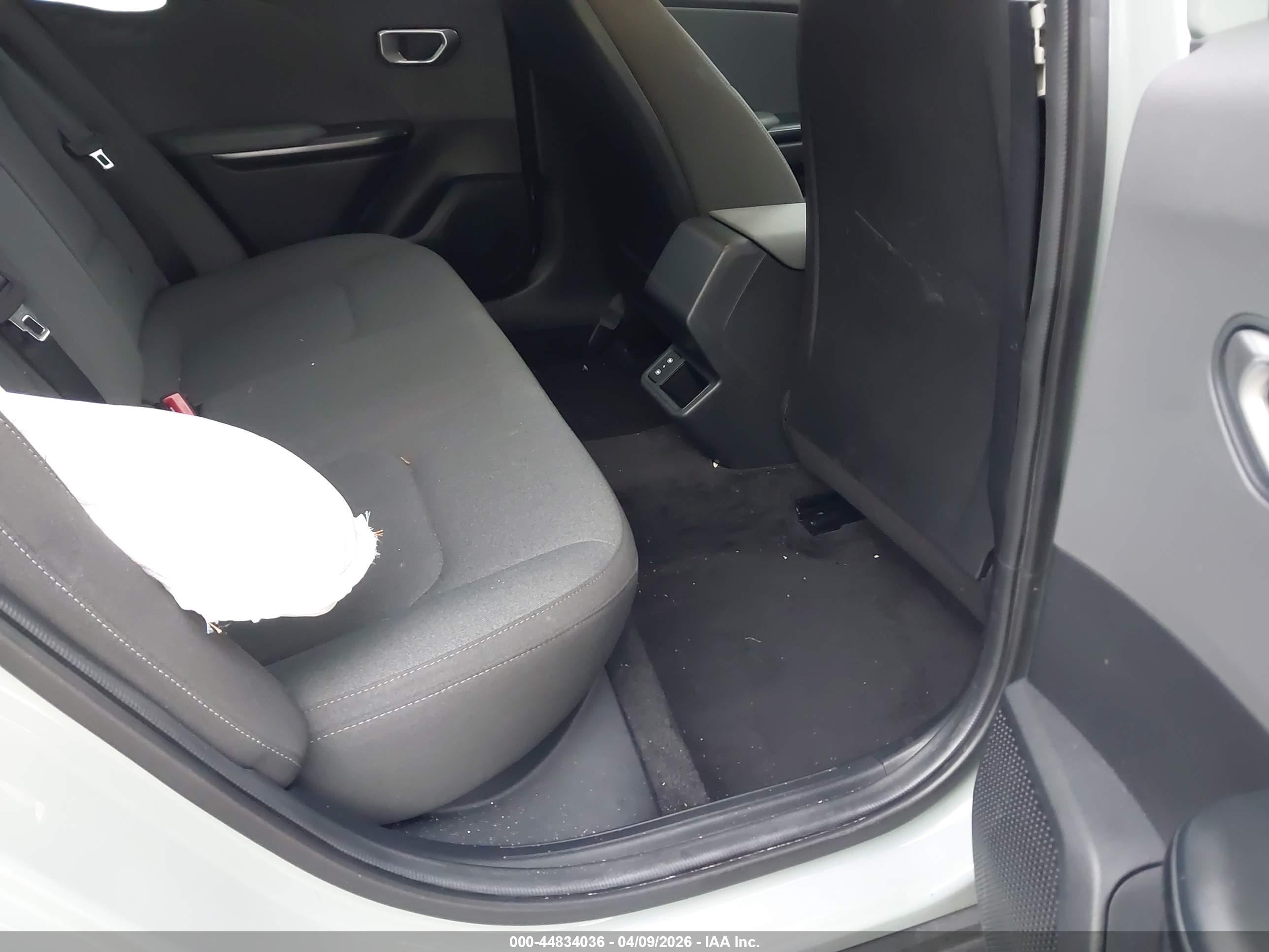 KIA K4 image 8