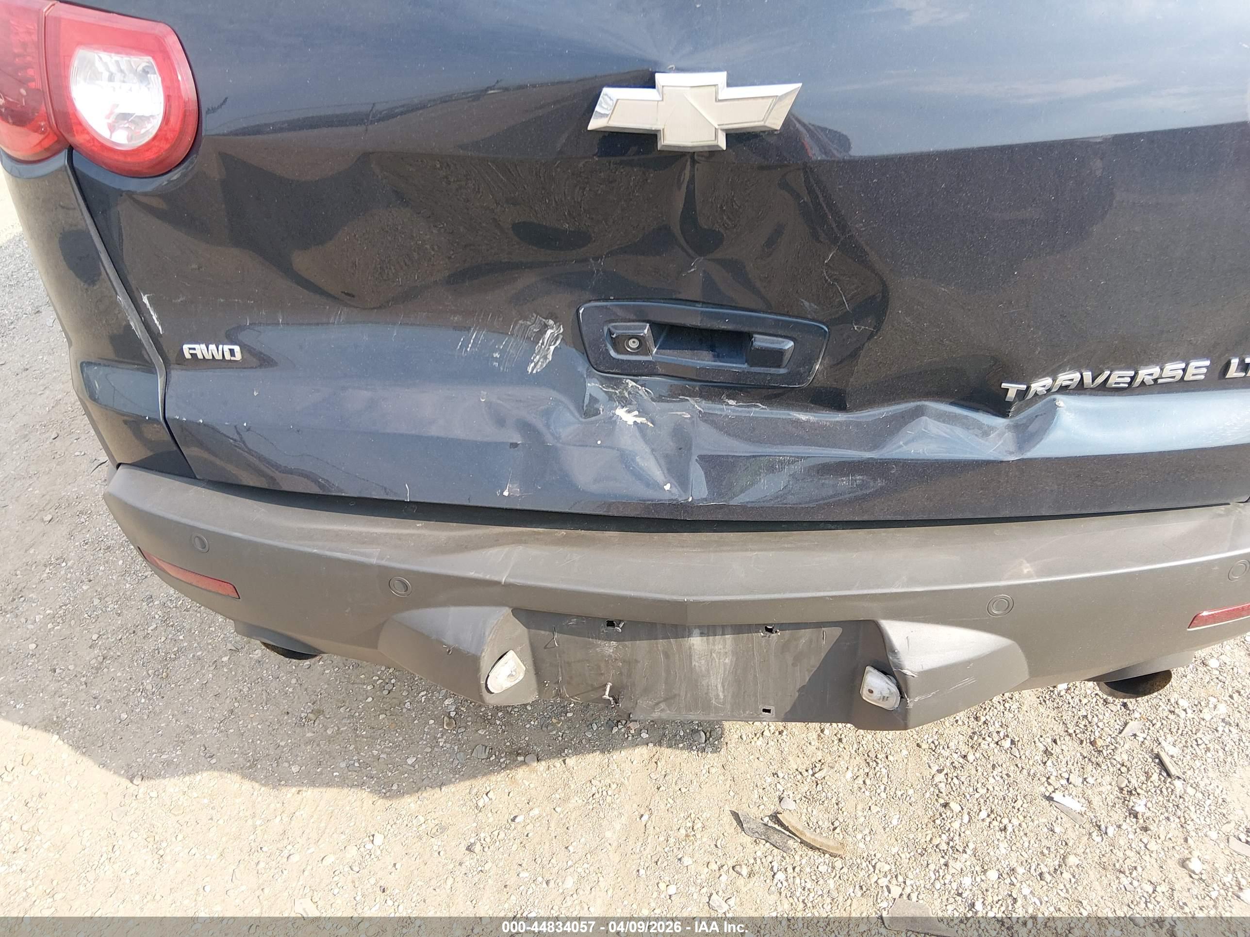CHEVROLET TRAVERSE image 6