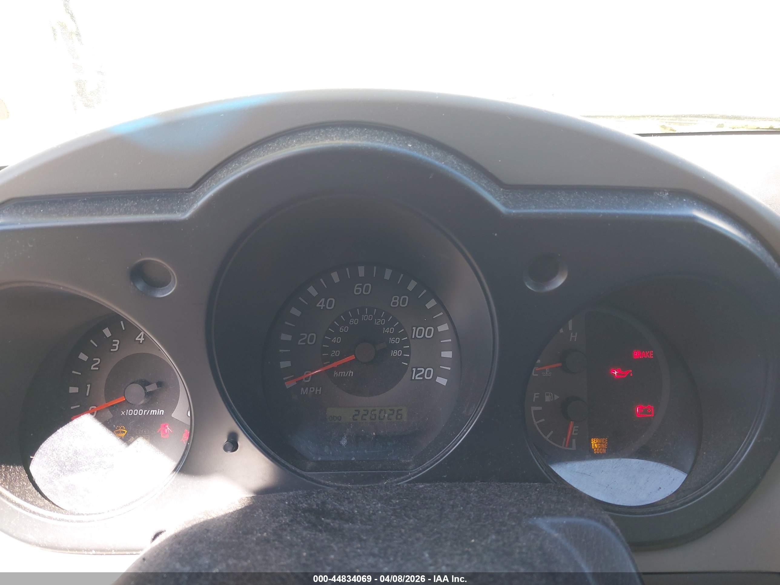 NISSAN XTERRA image 7