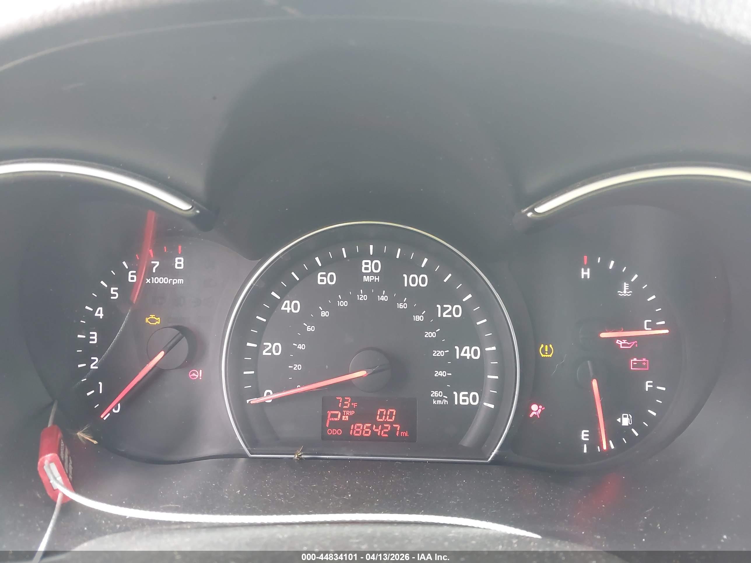 KIA SORENTO image 7