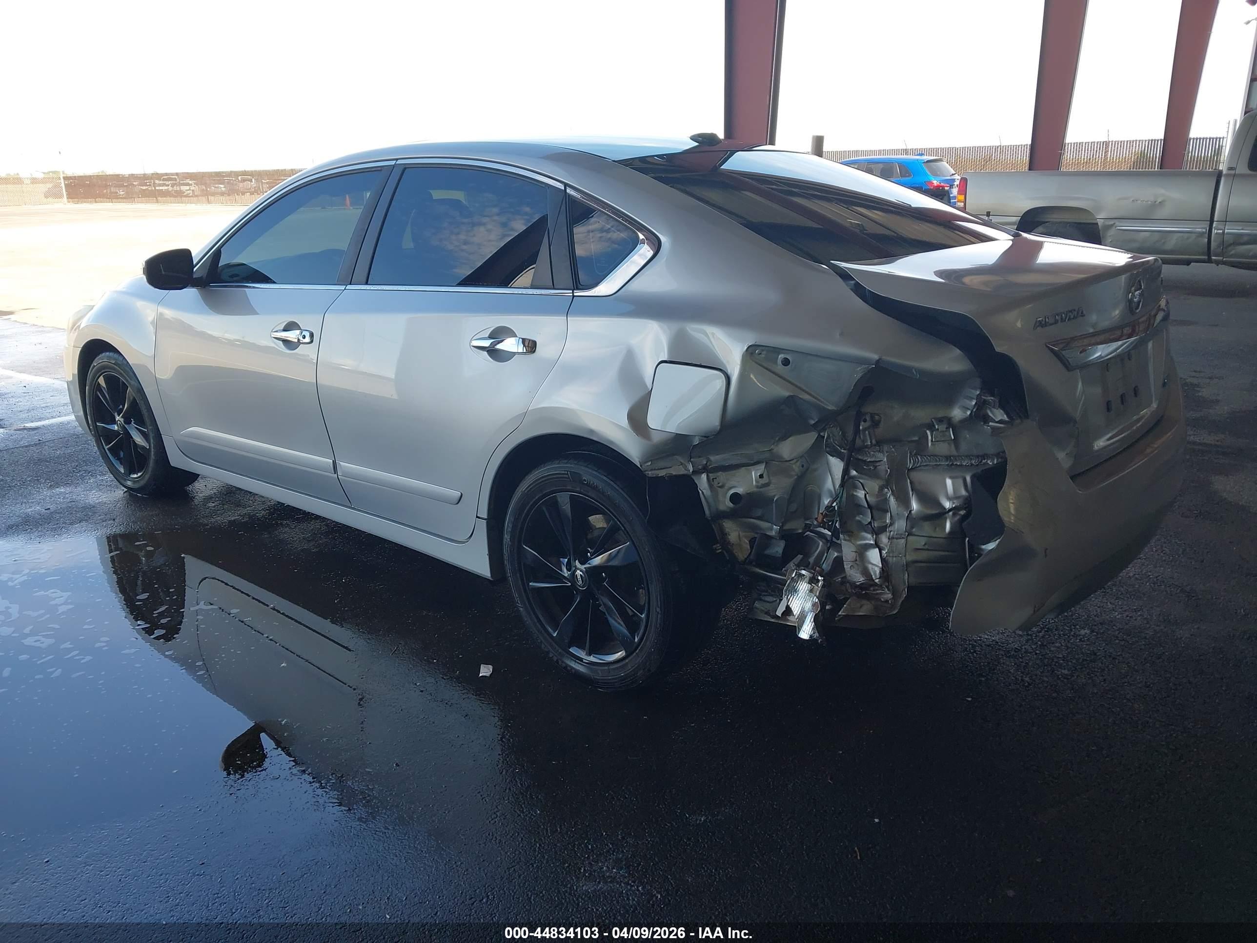 NISSAN ALTIMA image 3
