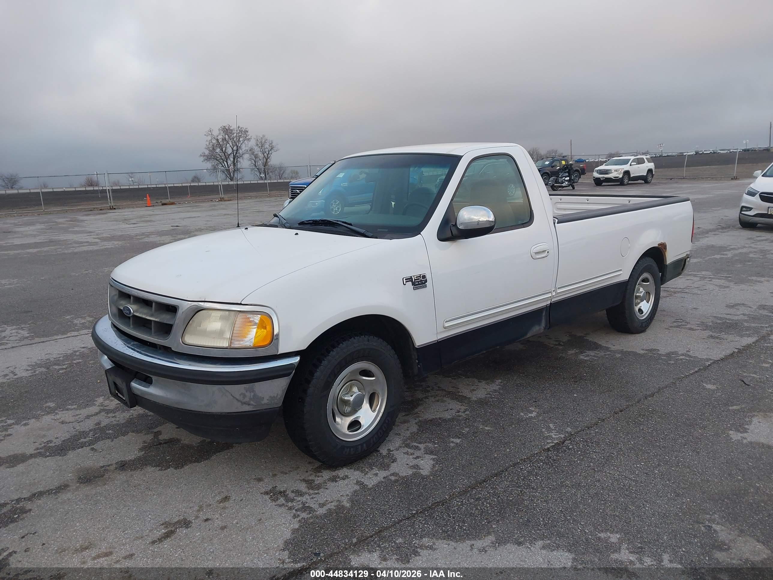 FORD F-150 image 2