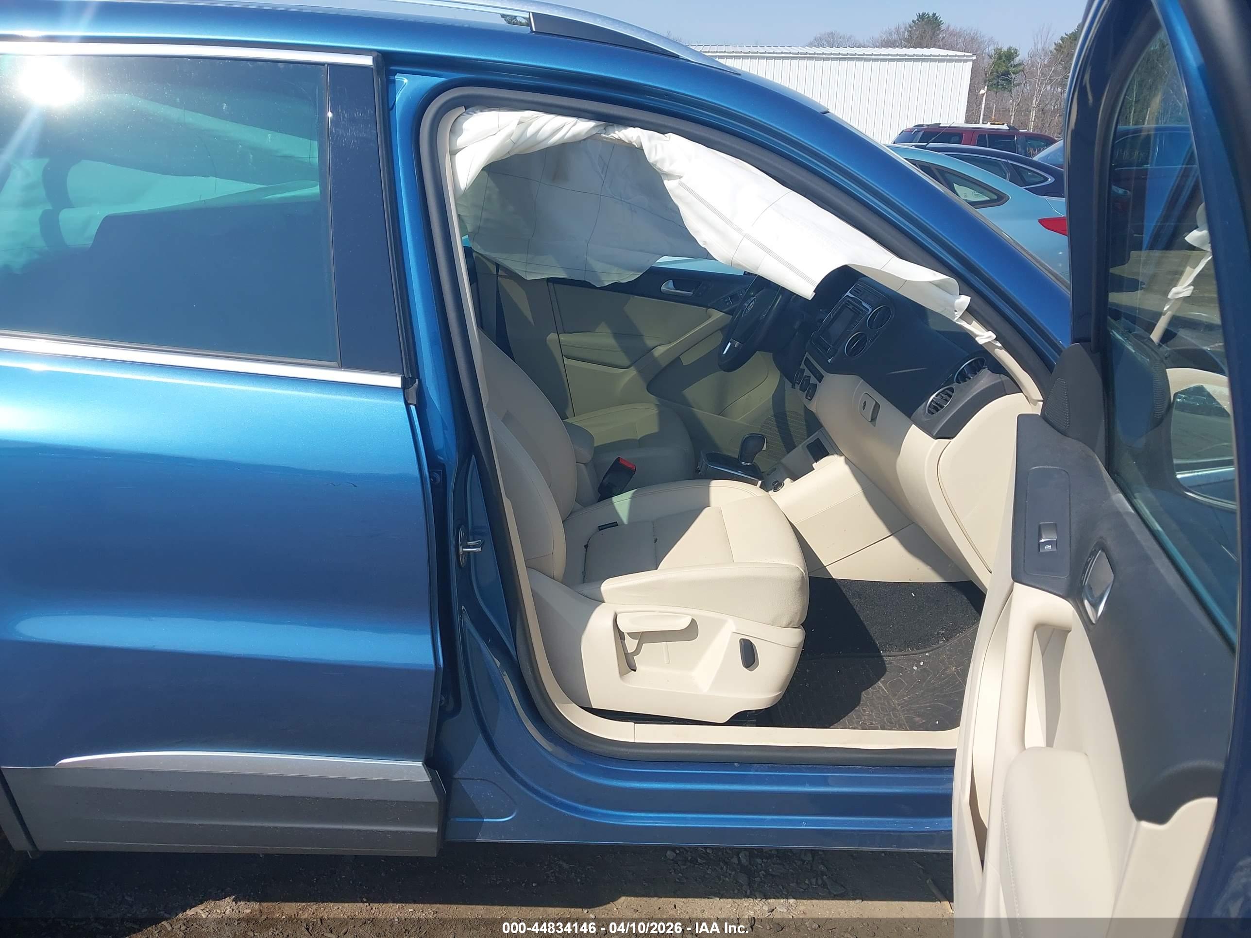 VOLKSWAGEN TIGUAN image 5