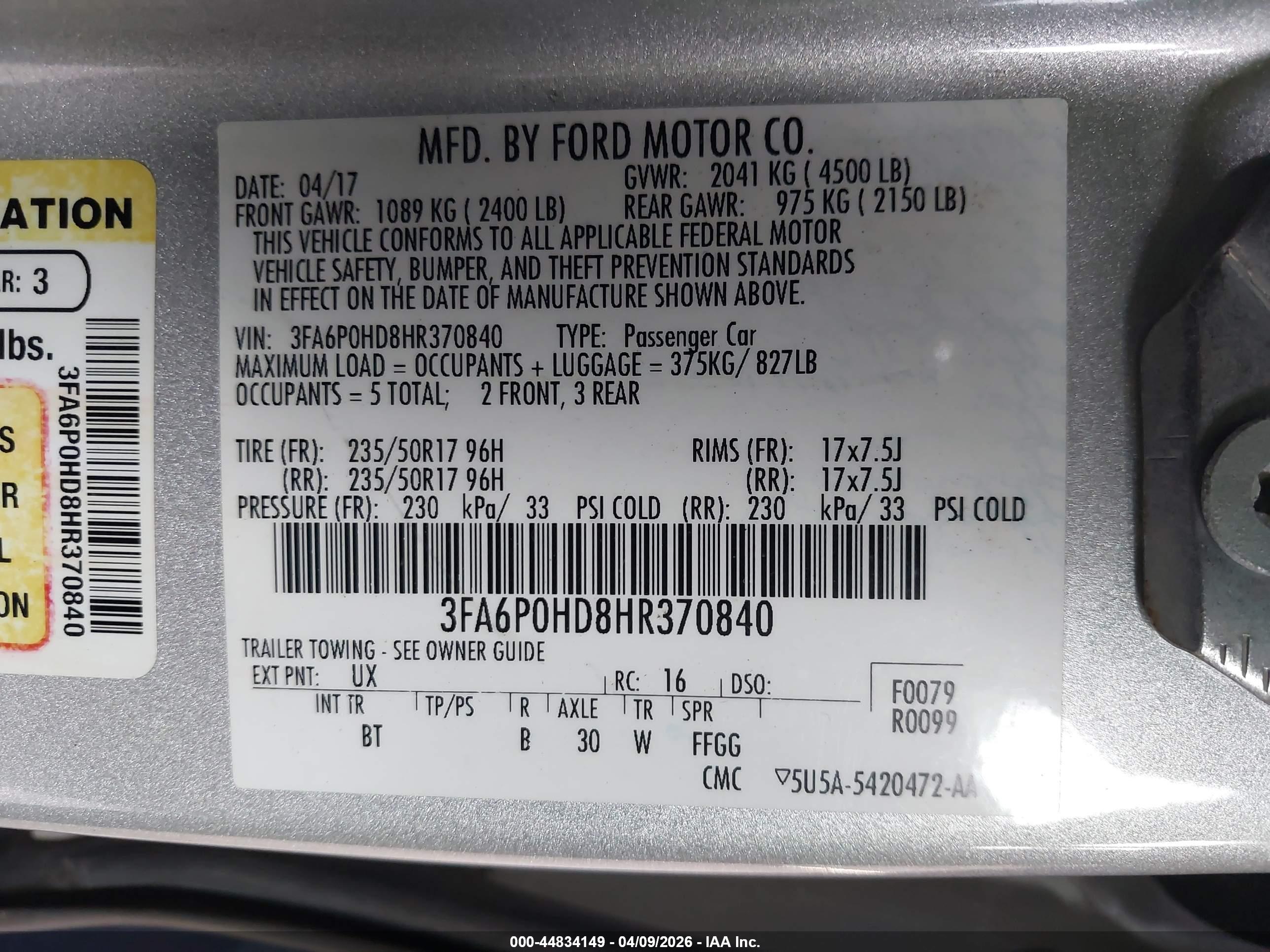 FORD FUSION image 9