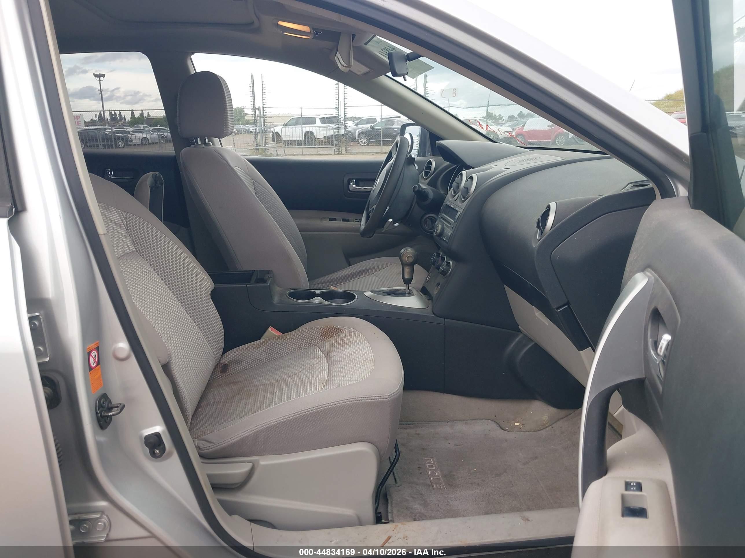NISSAN ROGUE image 5