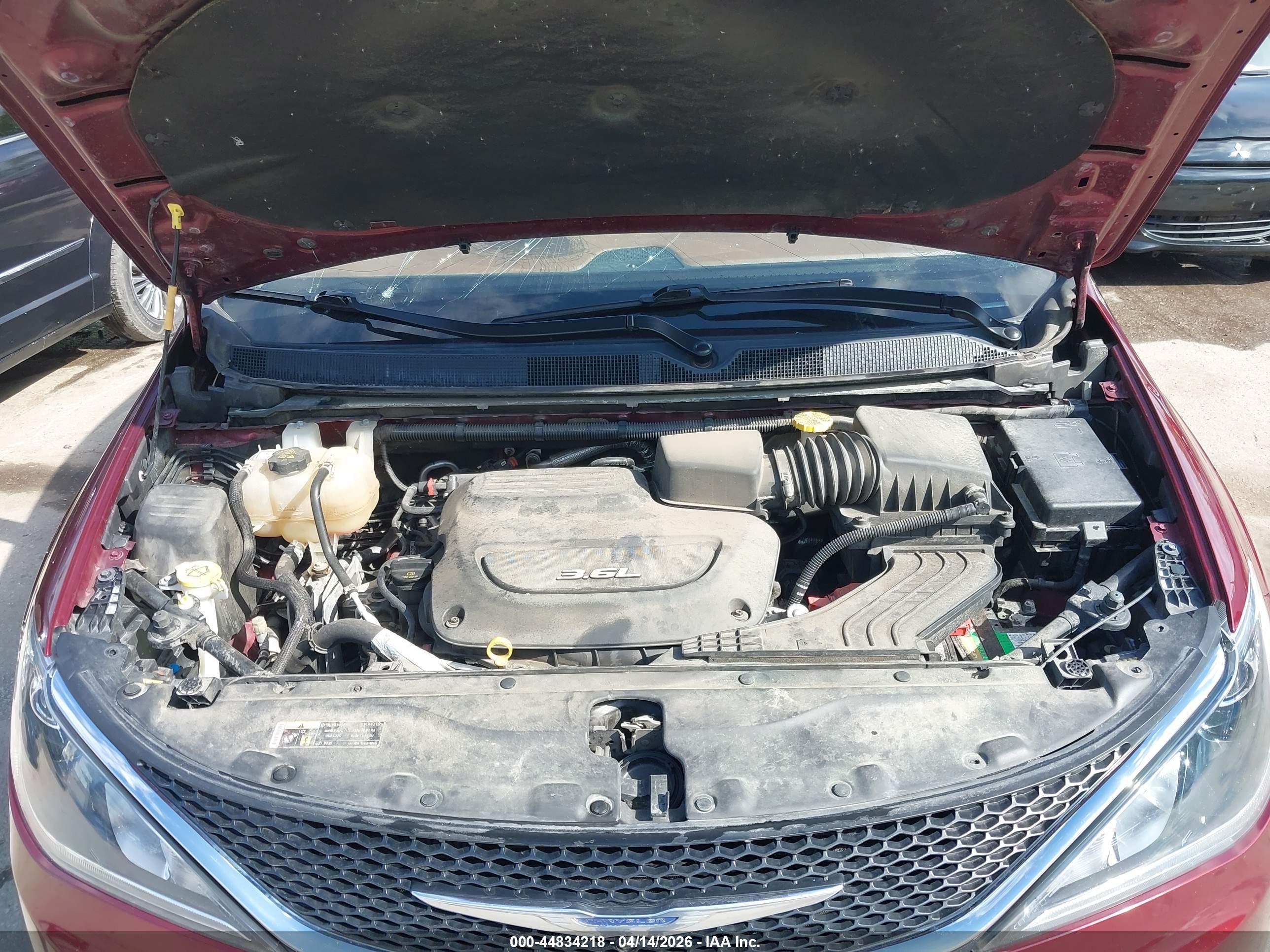 CHRYSLER PACIFICA image 10