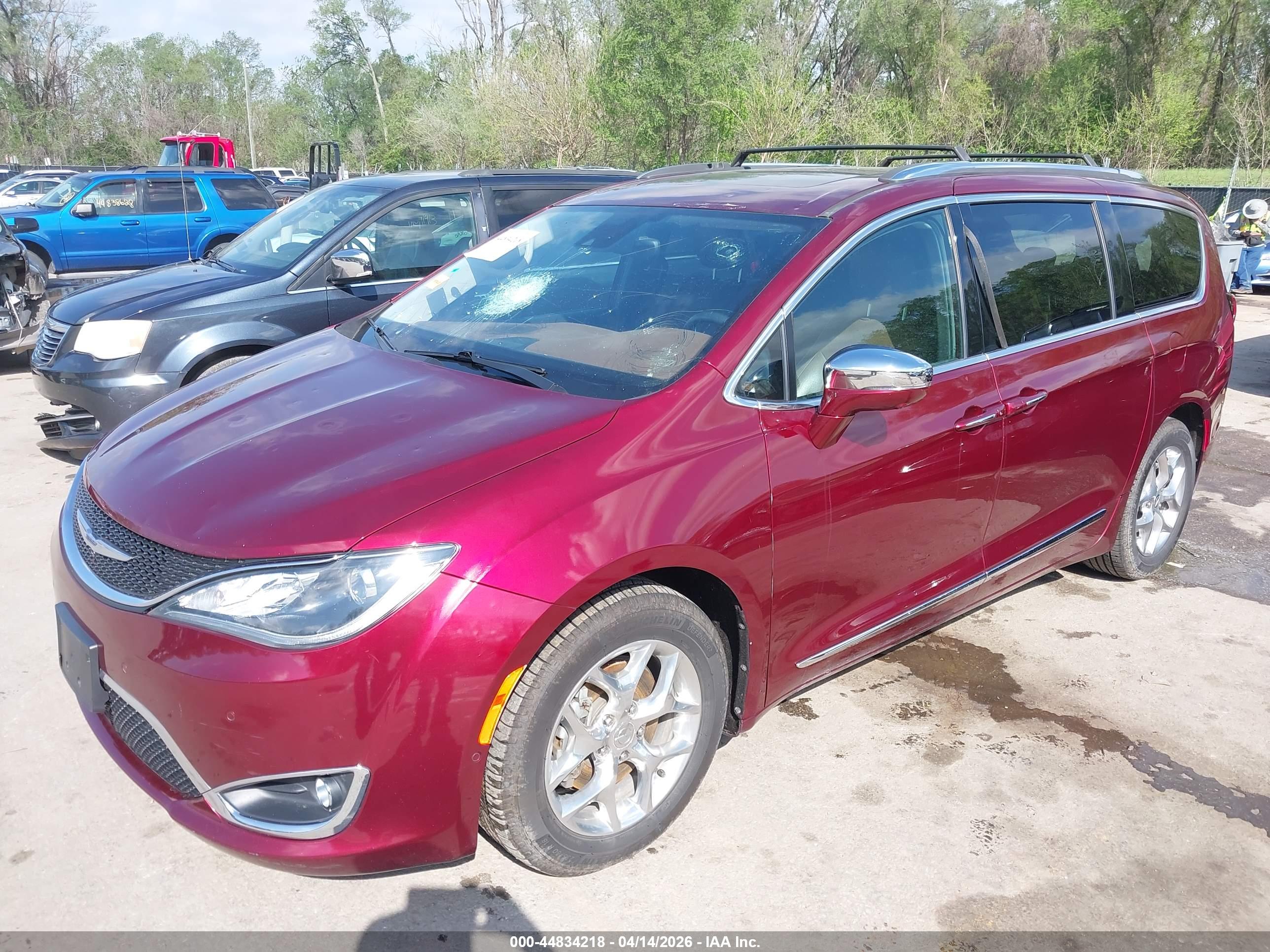 CHRYSLER PACIFICA image 2
