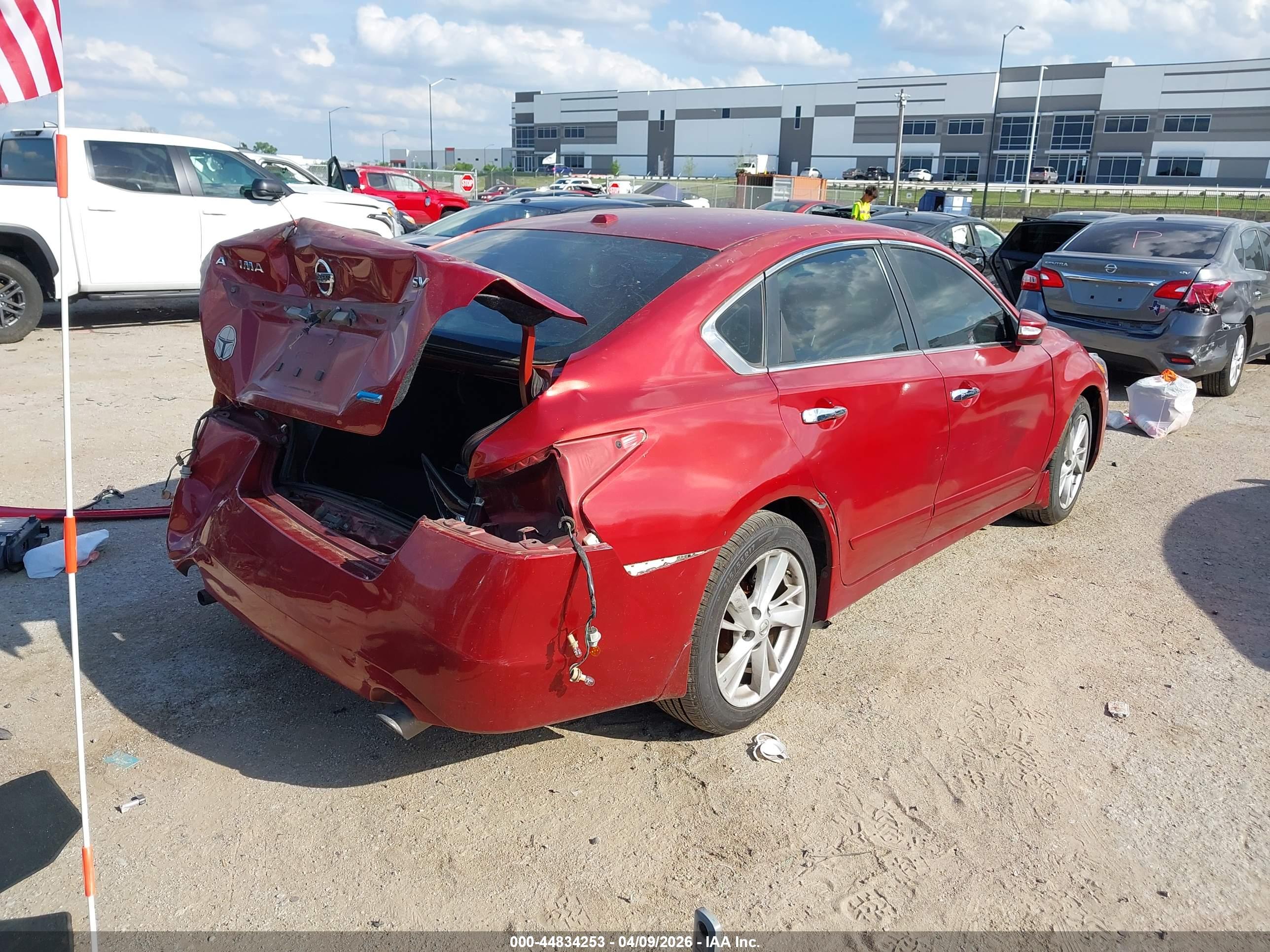 NISSAN ALTIMA image 4