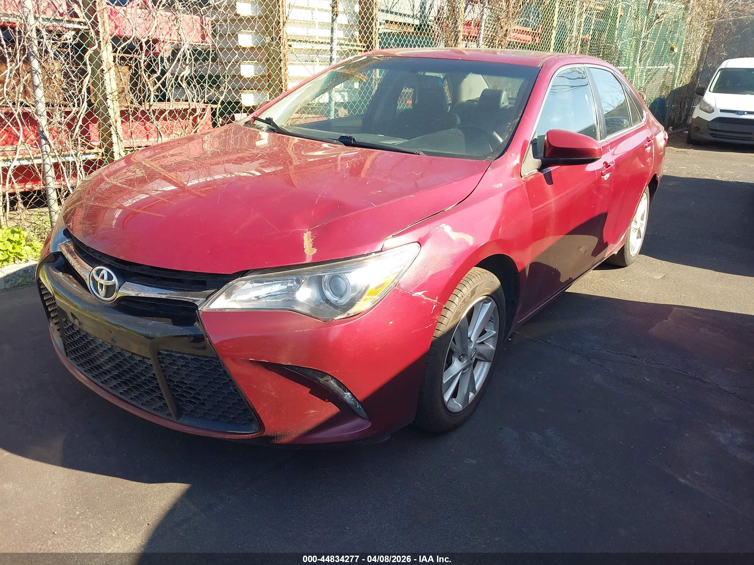 TOYOTA CAMRY image 2