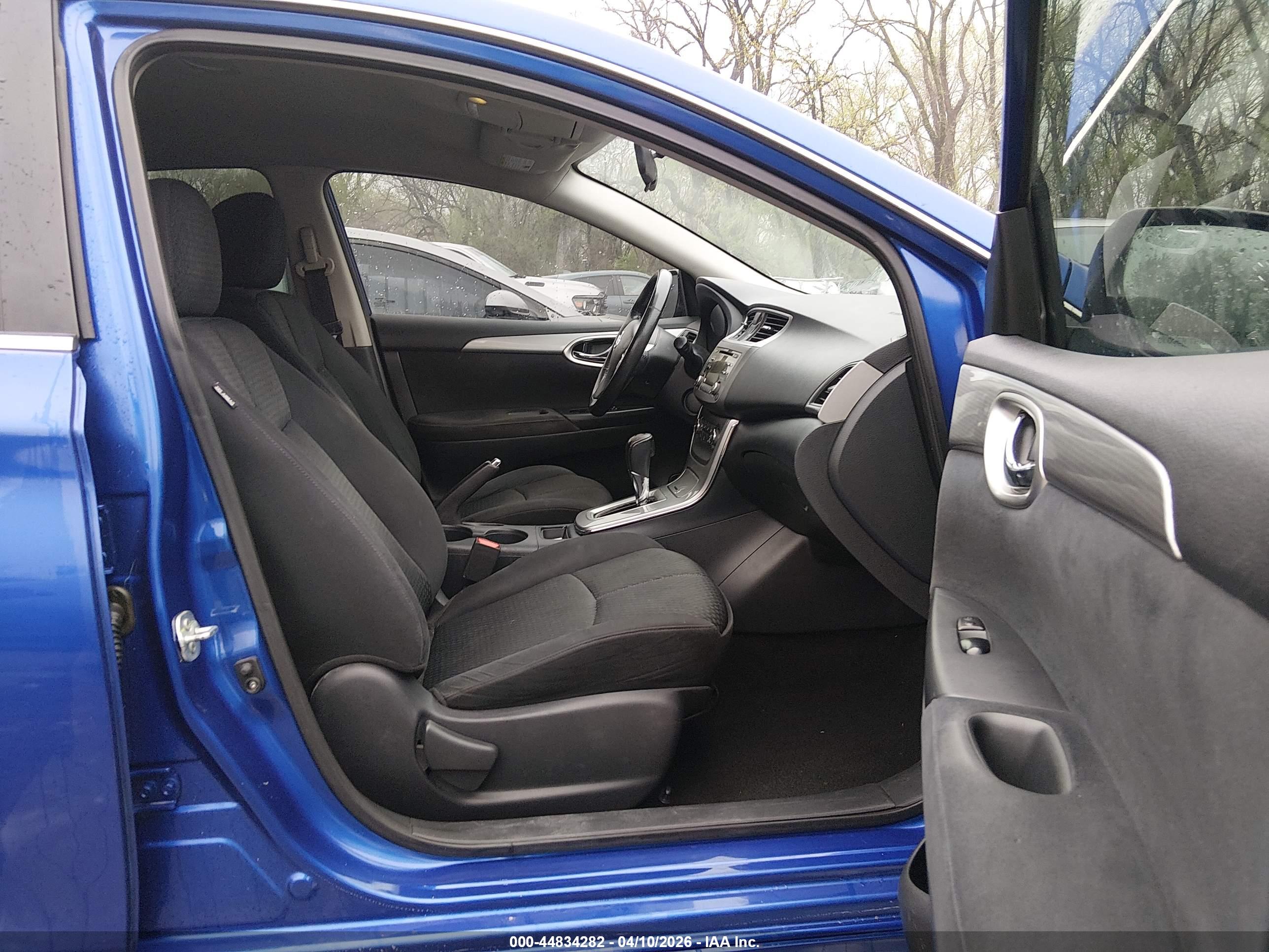NISSAN SENTRA image 5