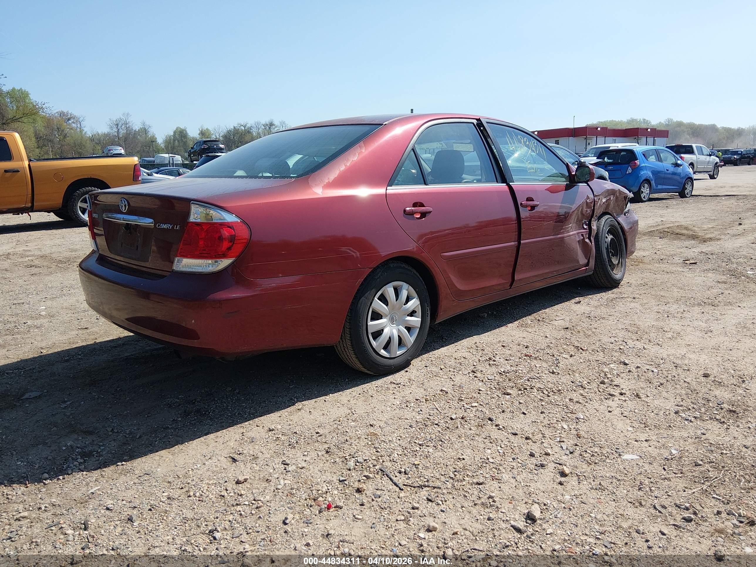 TOYOTA CAMRY image 4