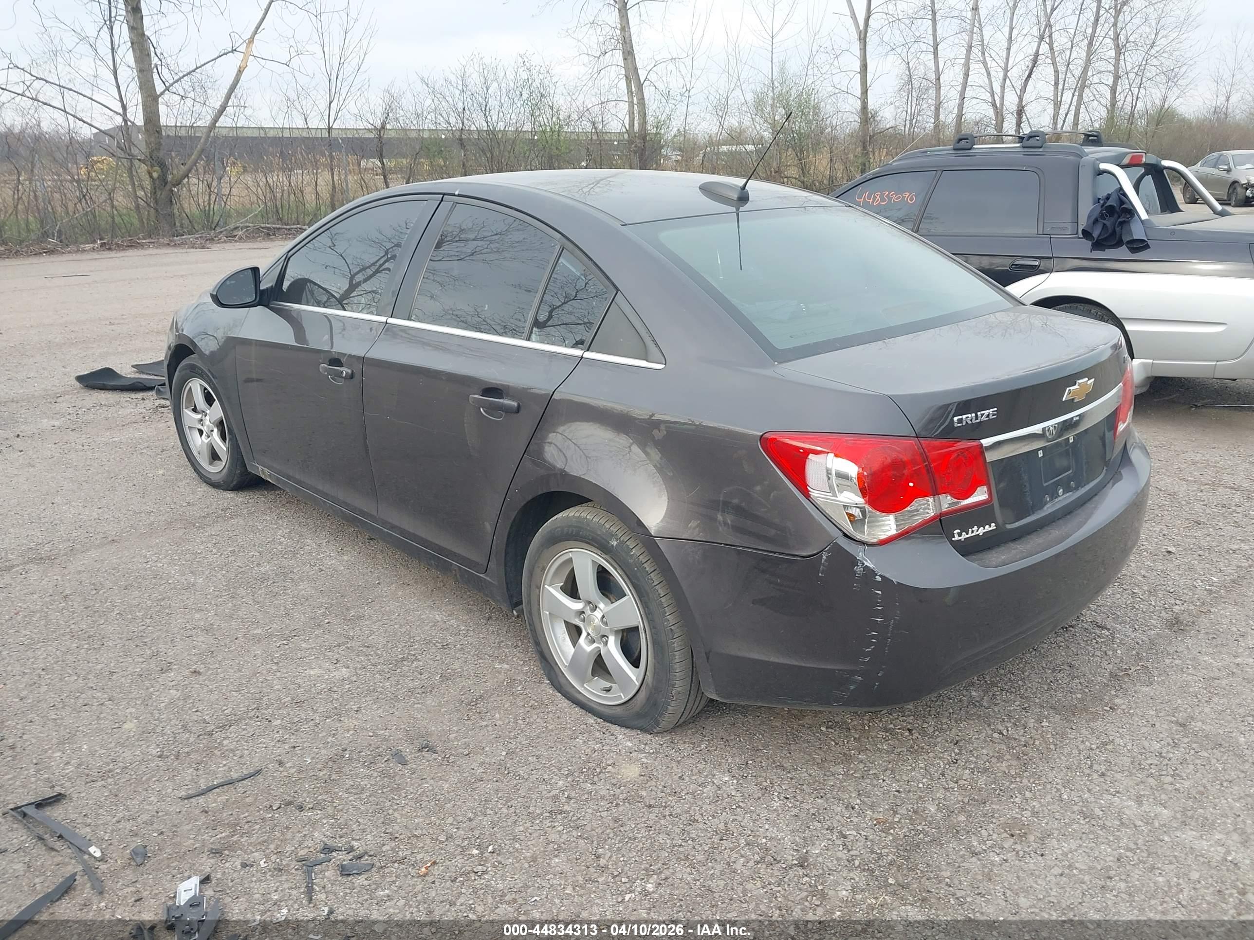 CHEVROLET CRUZE image 3
