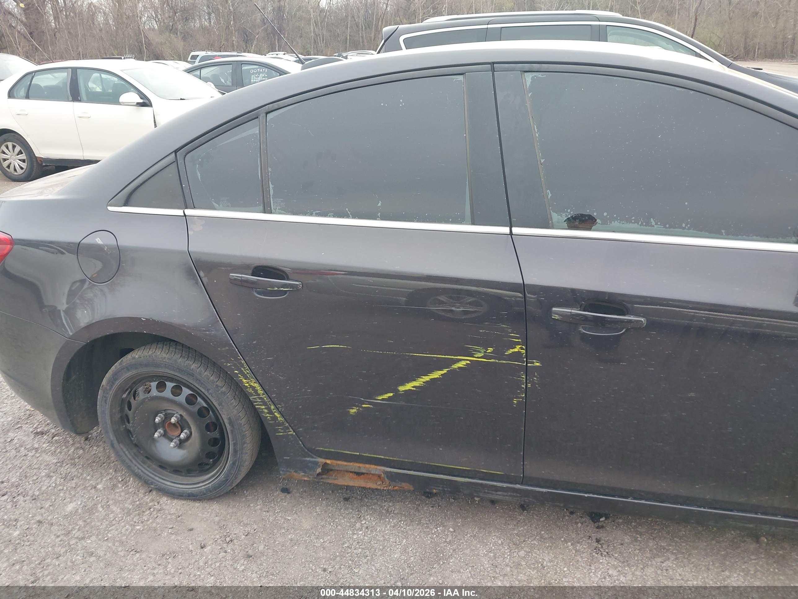 CHEVROLET CRUZE image 6