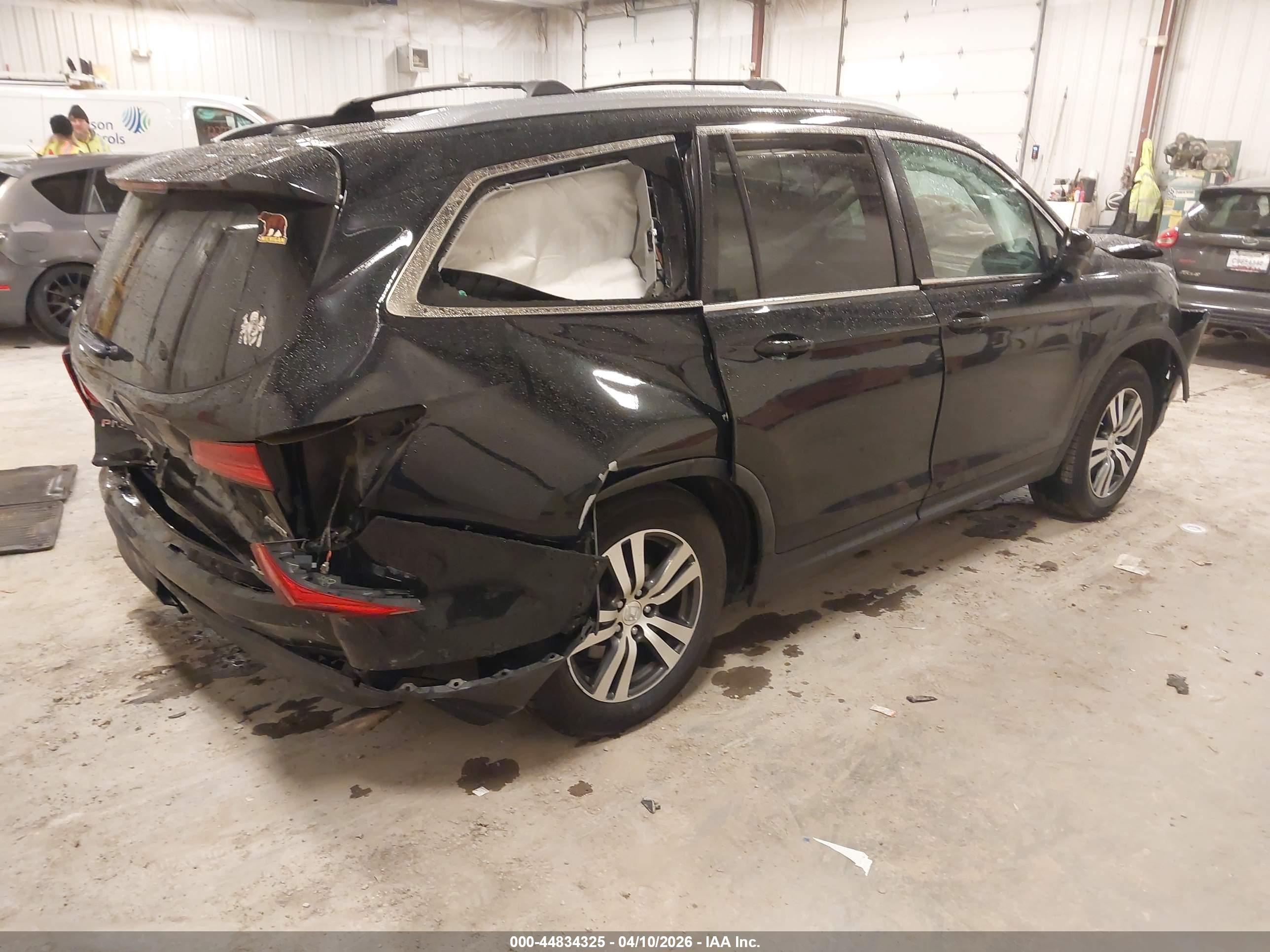 HONDA PILOT image 4