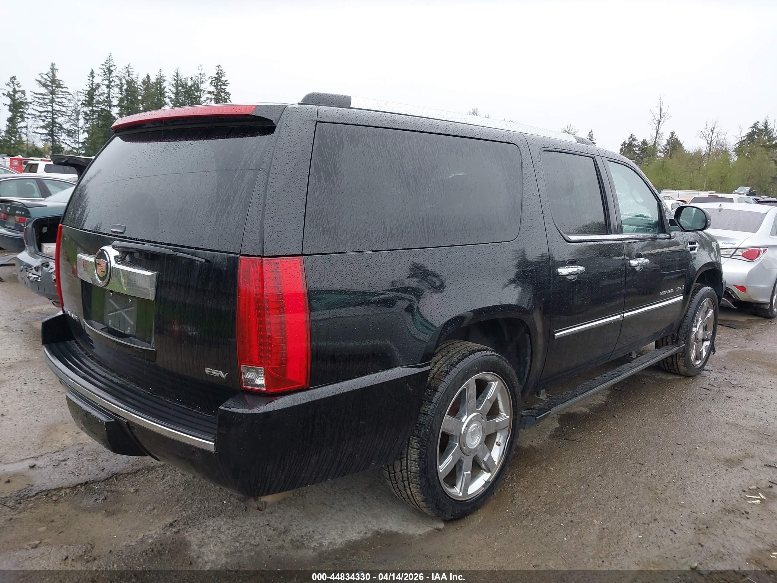 CADILLAC ESCALADE image 4