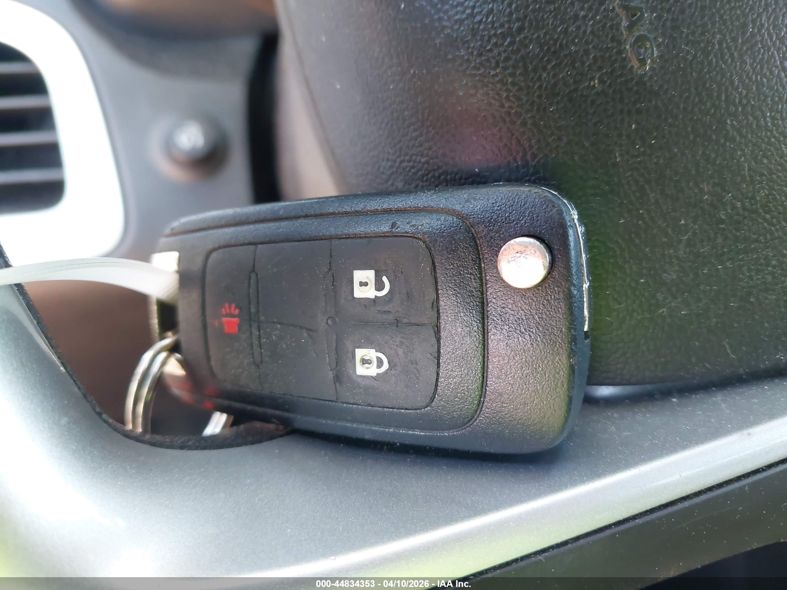 GMC TERRAIN image 11