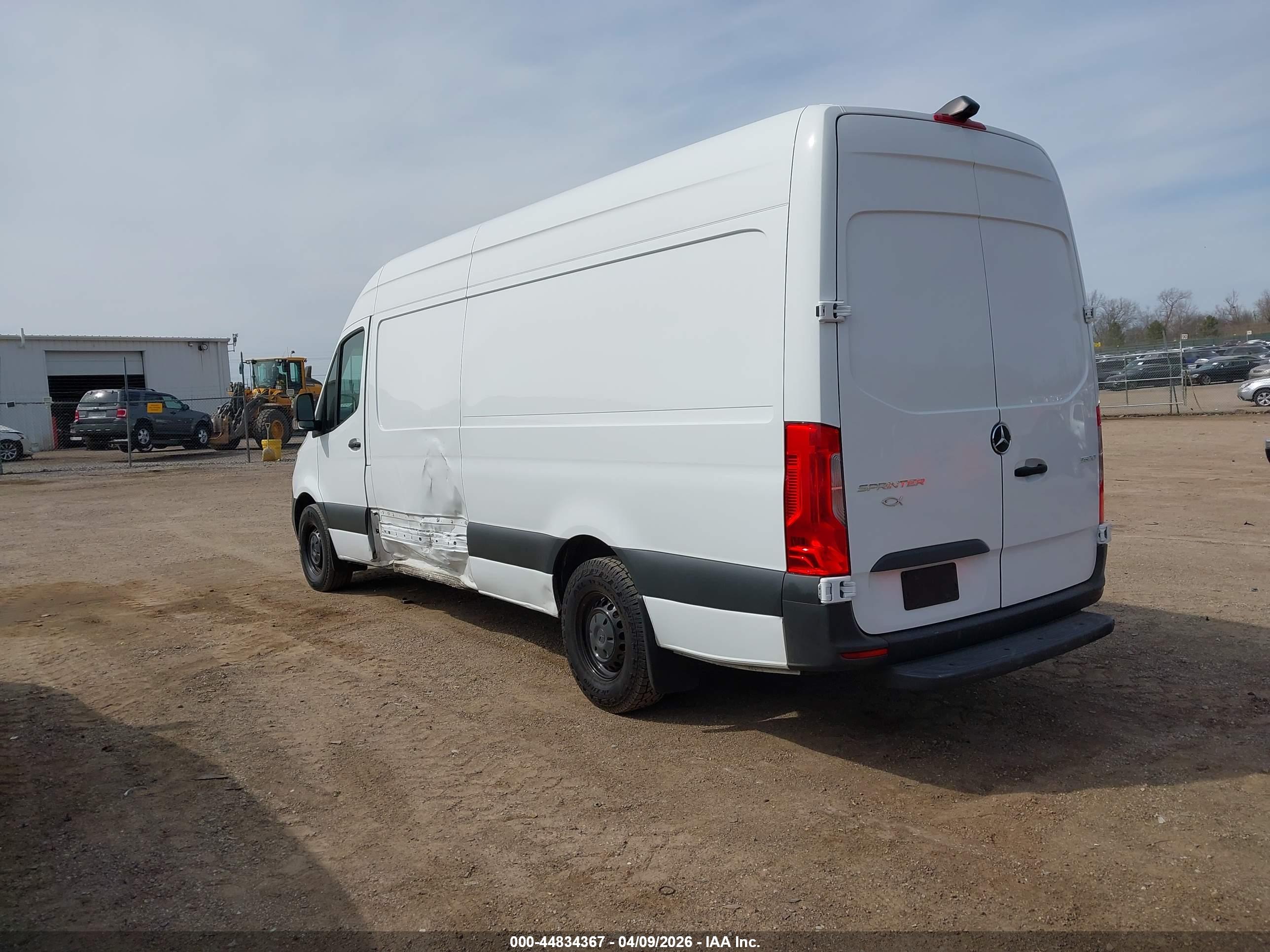 MERCEDES-BENZ SPRINTER image 3