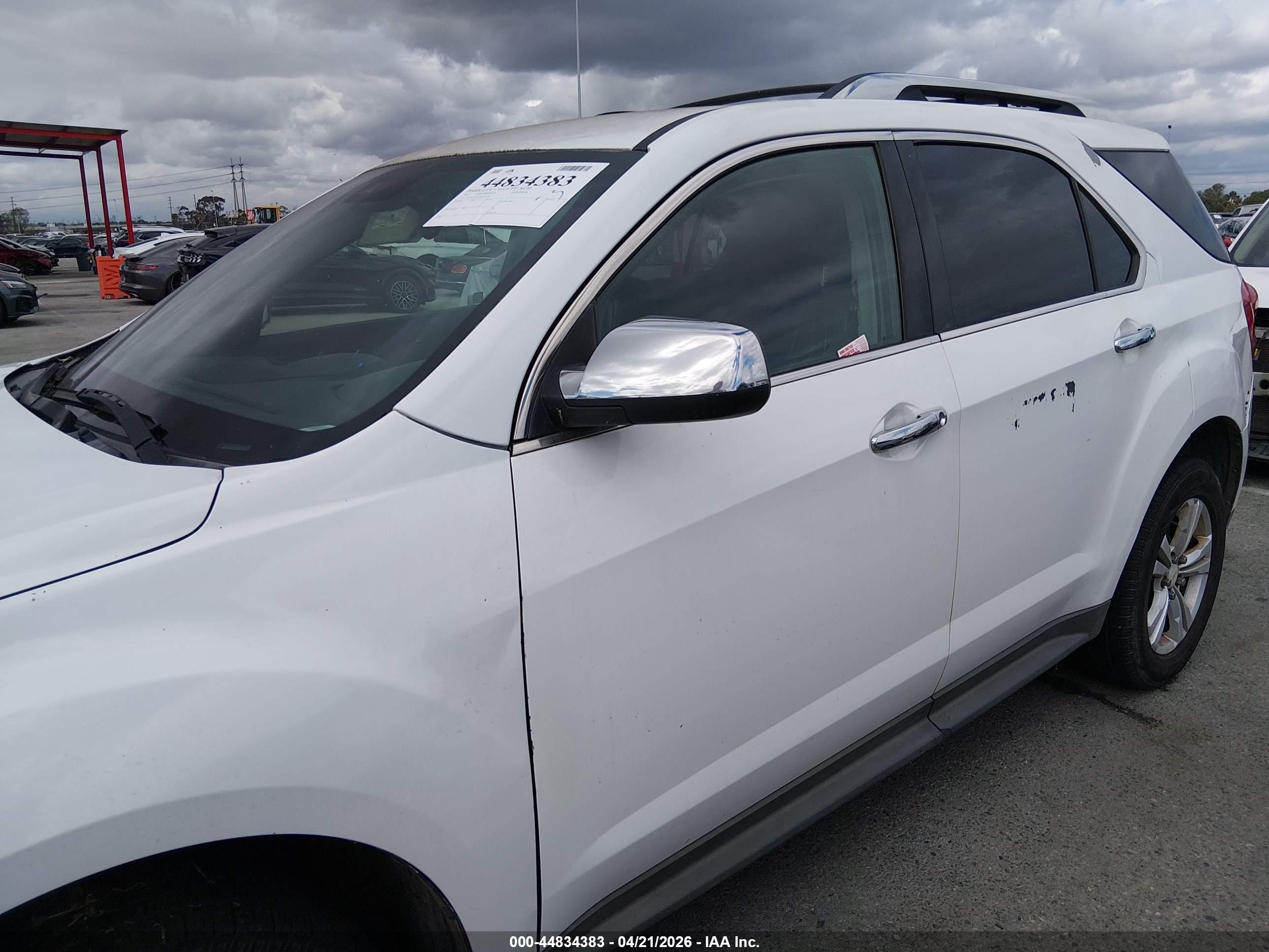 CHEVROLET EQUINOX image 6