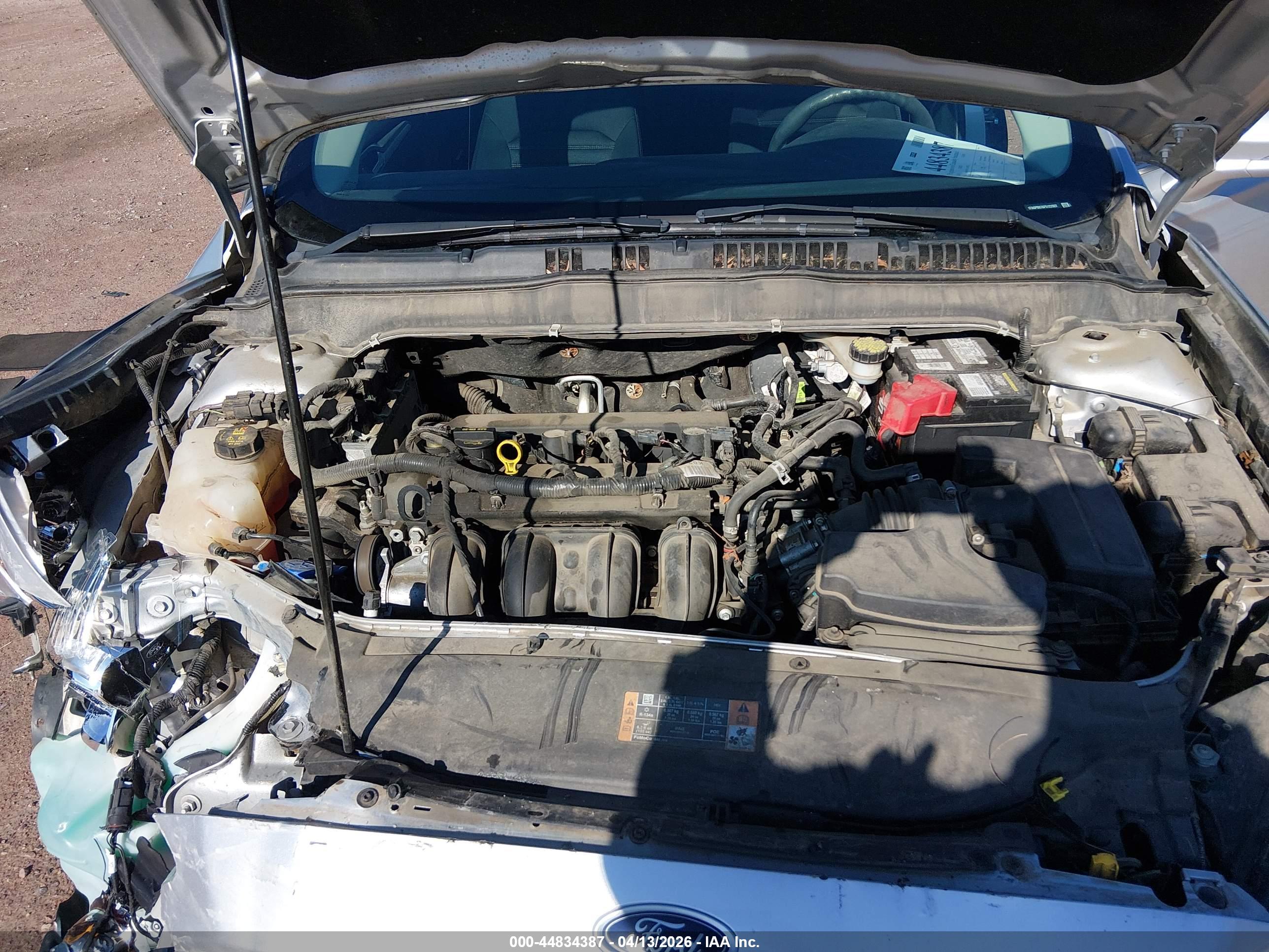 FORD FUSION image 10