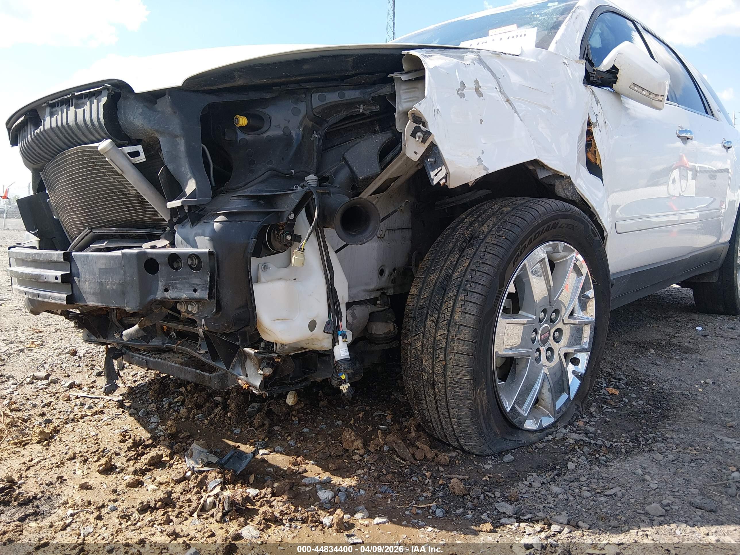 GMC ACADIA image 6