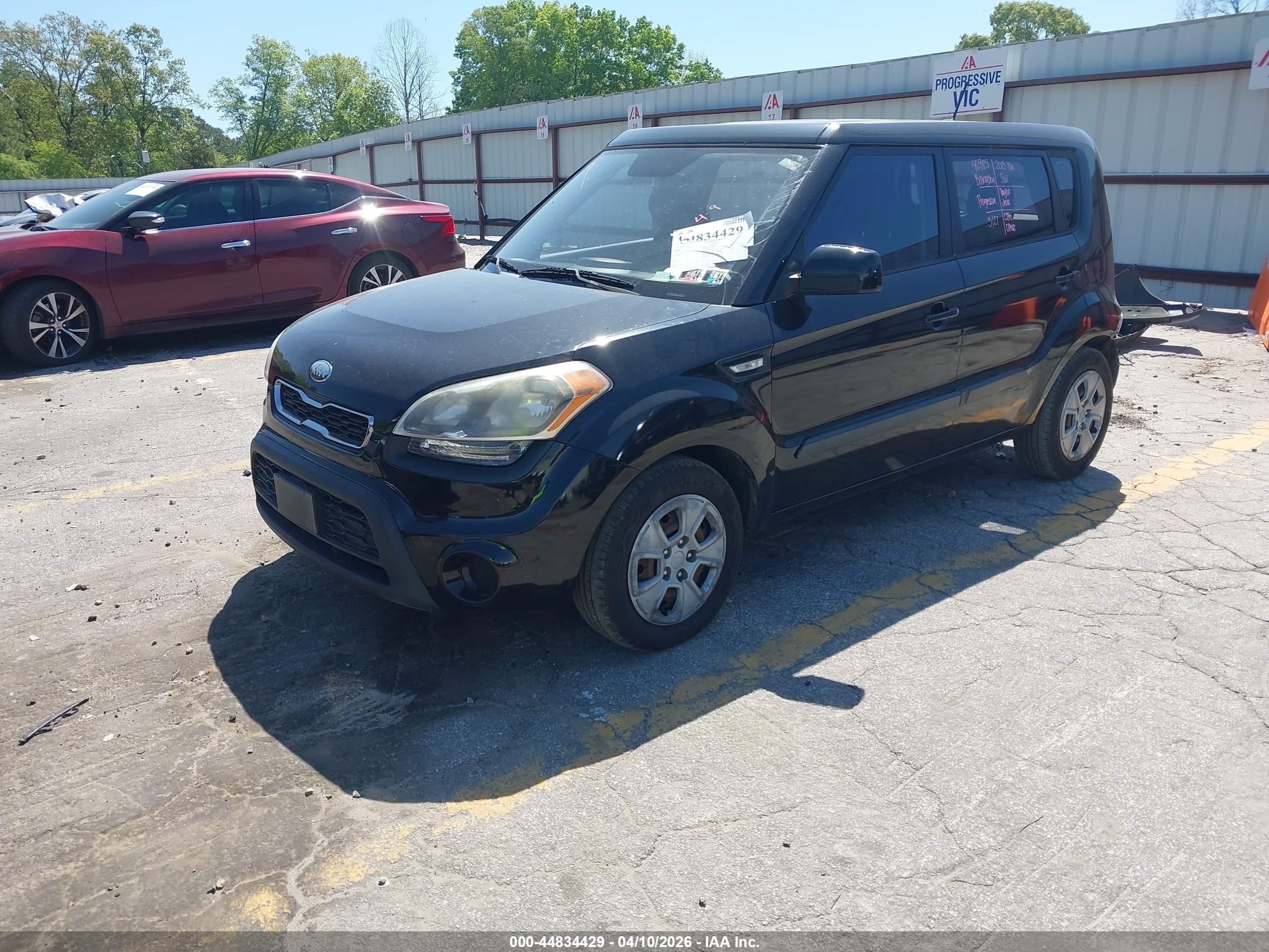 KIA SOUL image 2