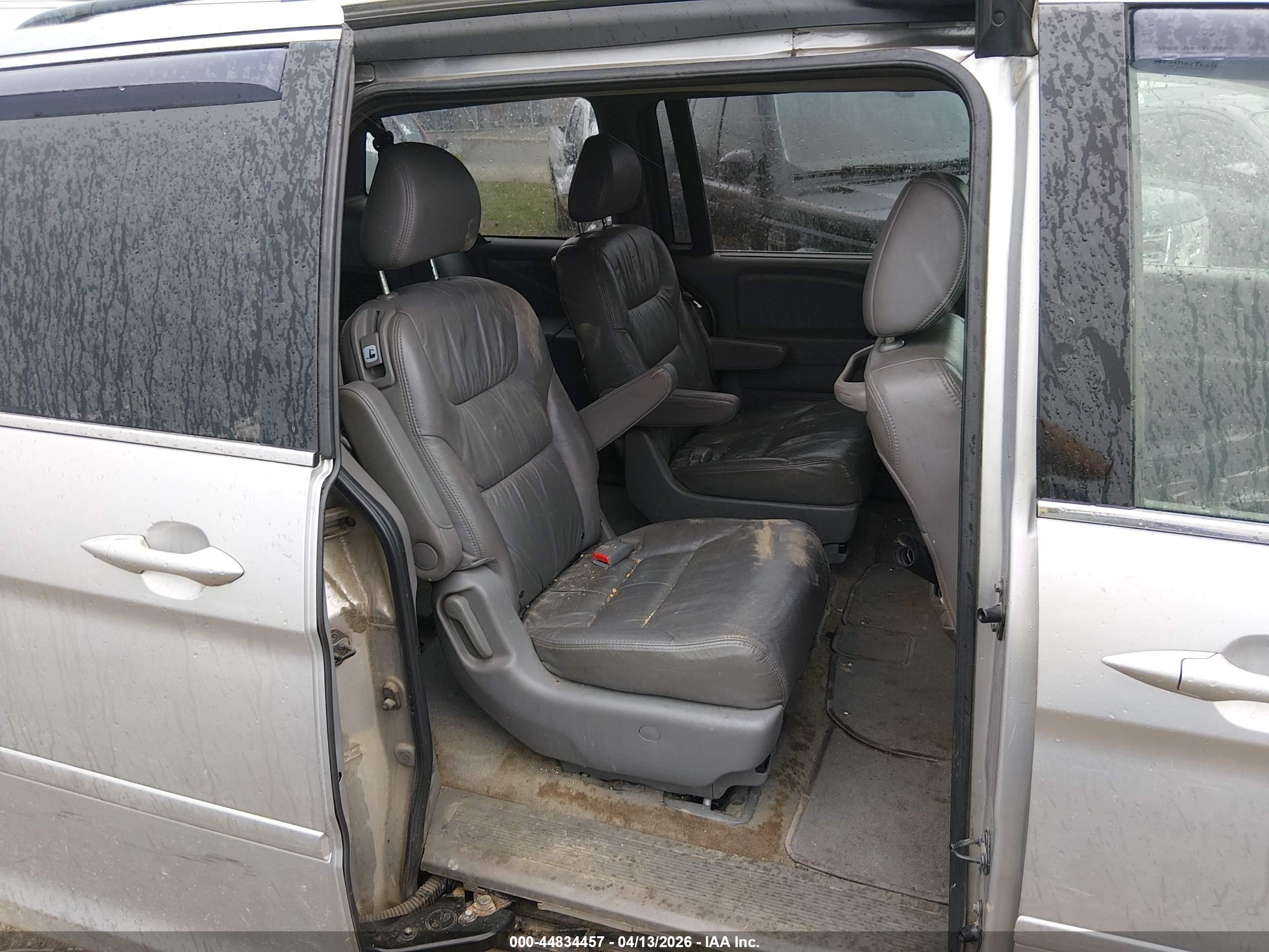 HONDA ODYSSEY image 8