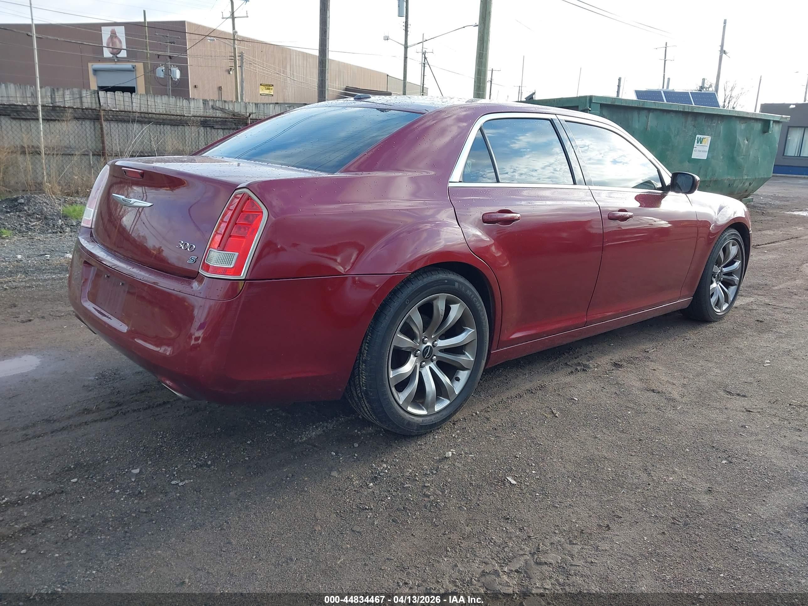 CHRYSLER 300 image 4