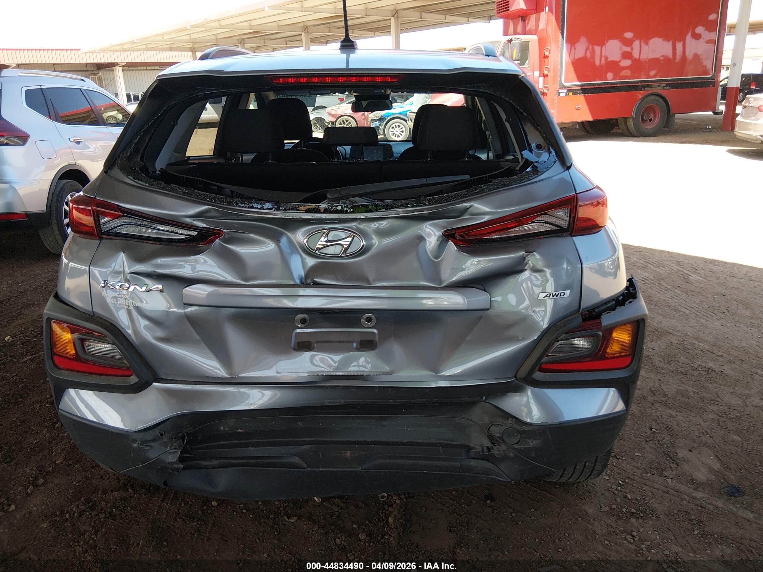 HYUNDAI KONA image 6