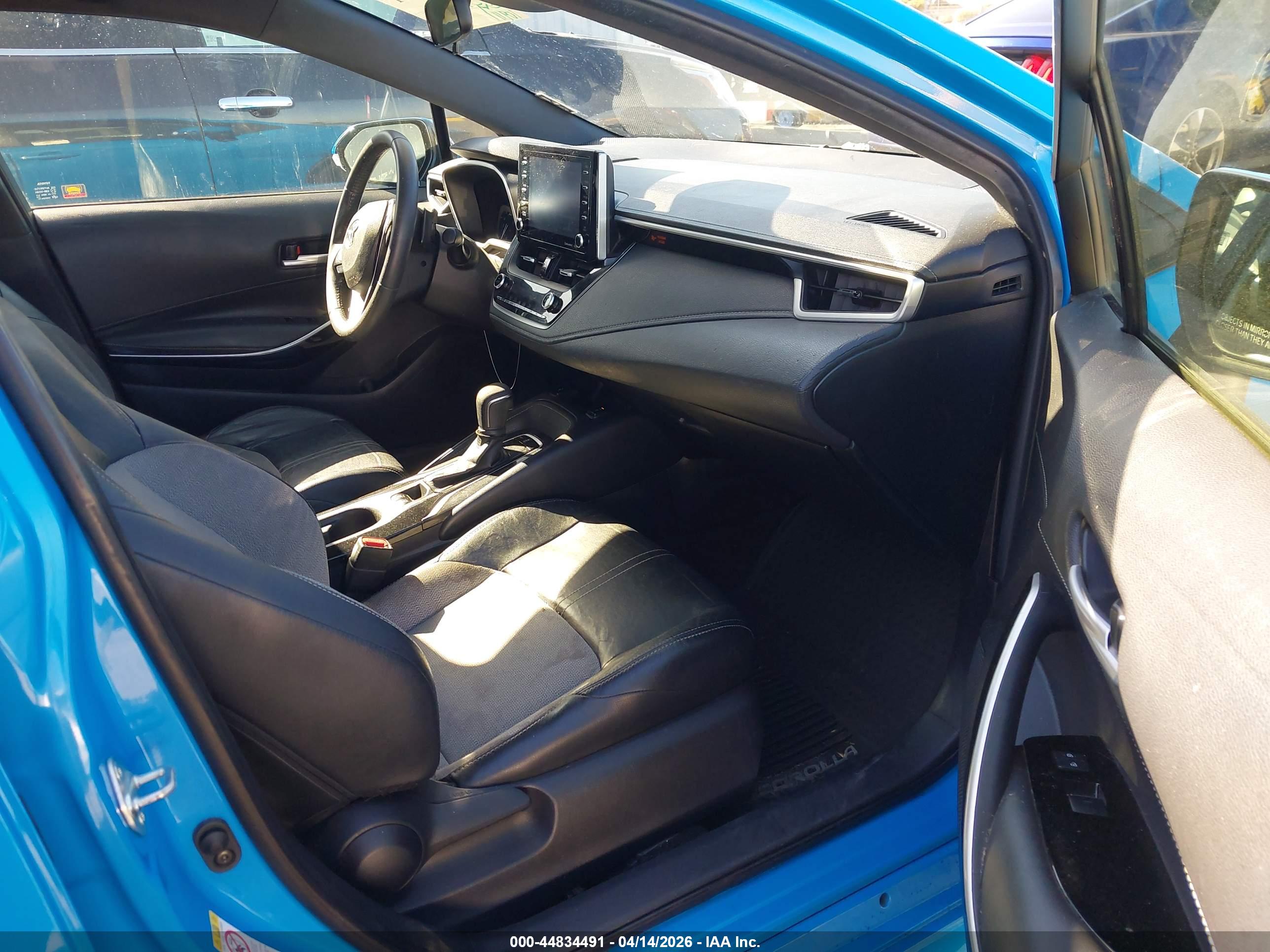 TOYOTA COROLLA image 5
