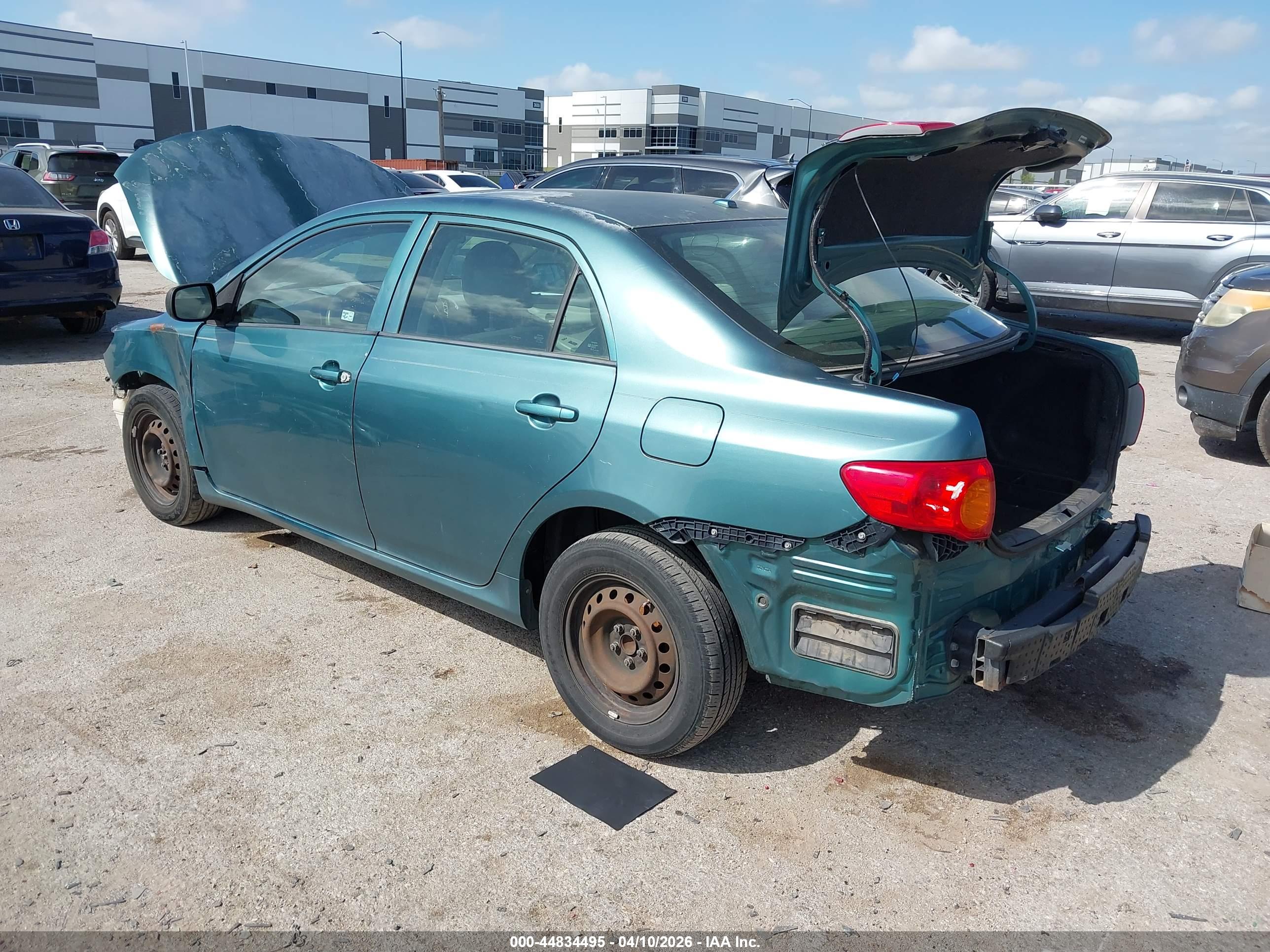 TOYOTA COROLLA image 3