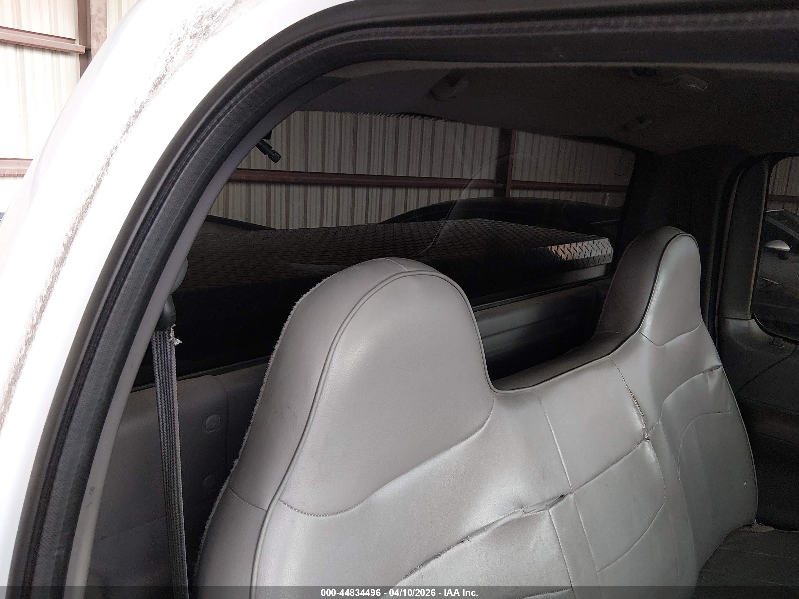 FORD F-150 image 8