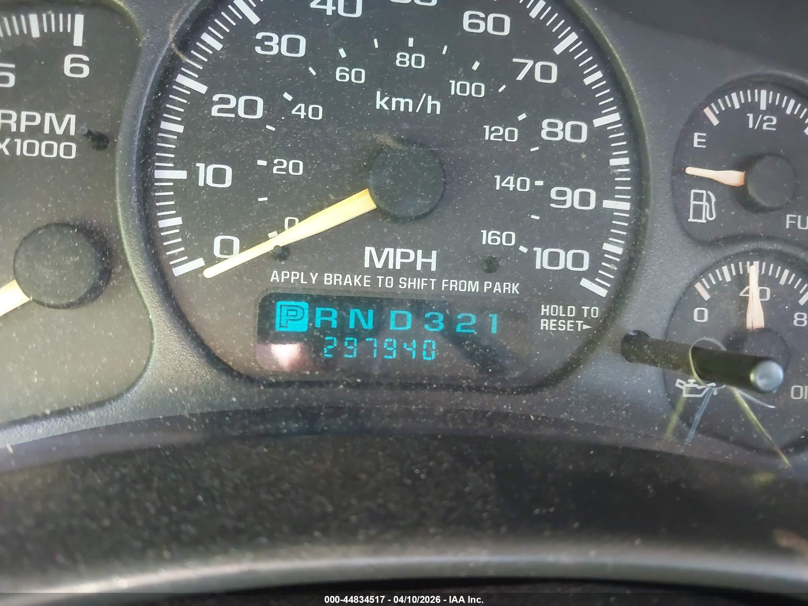 CHEVROLET SILVERADO image 7