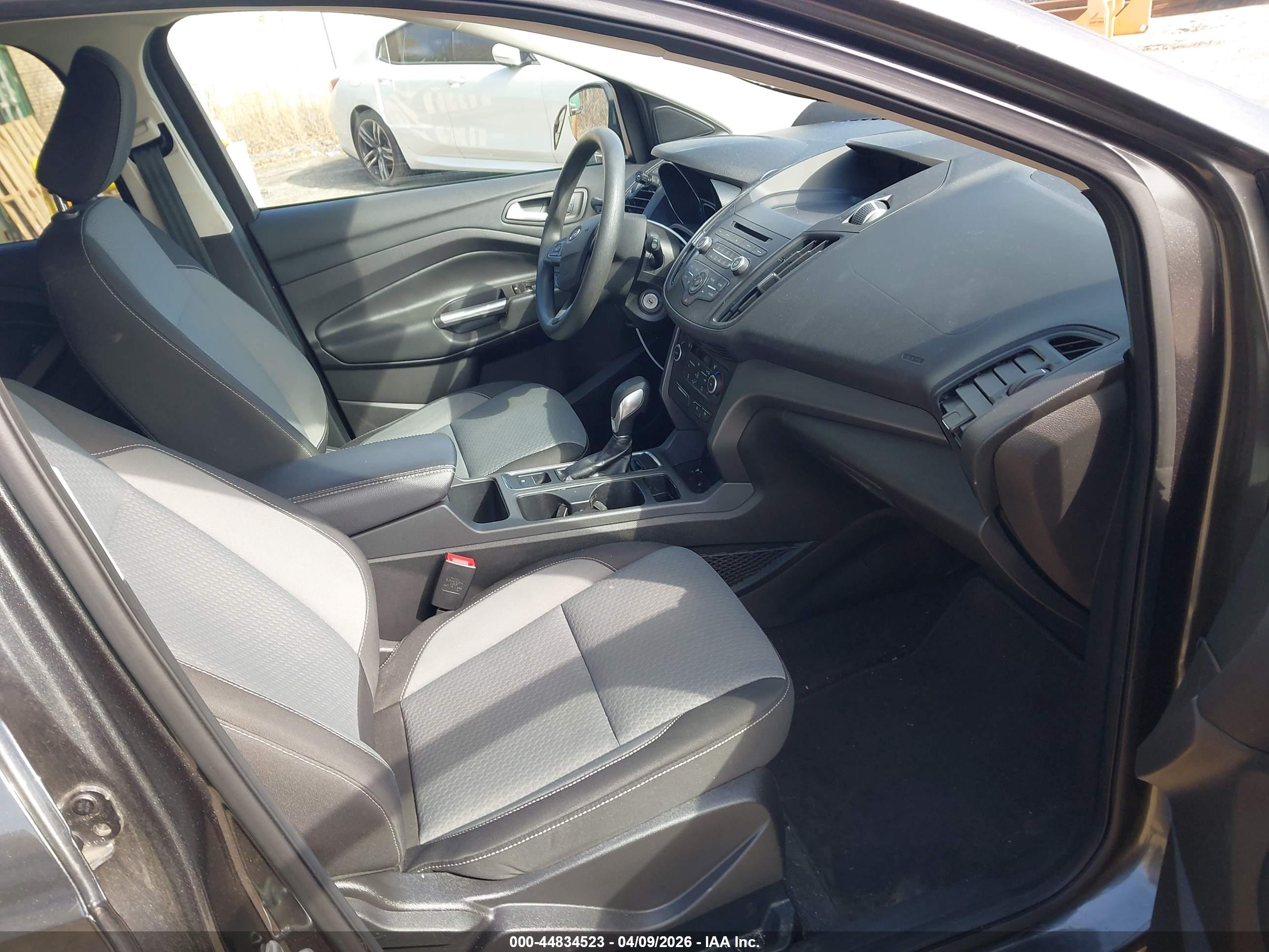 FORD ESCAPE image 5