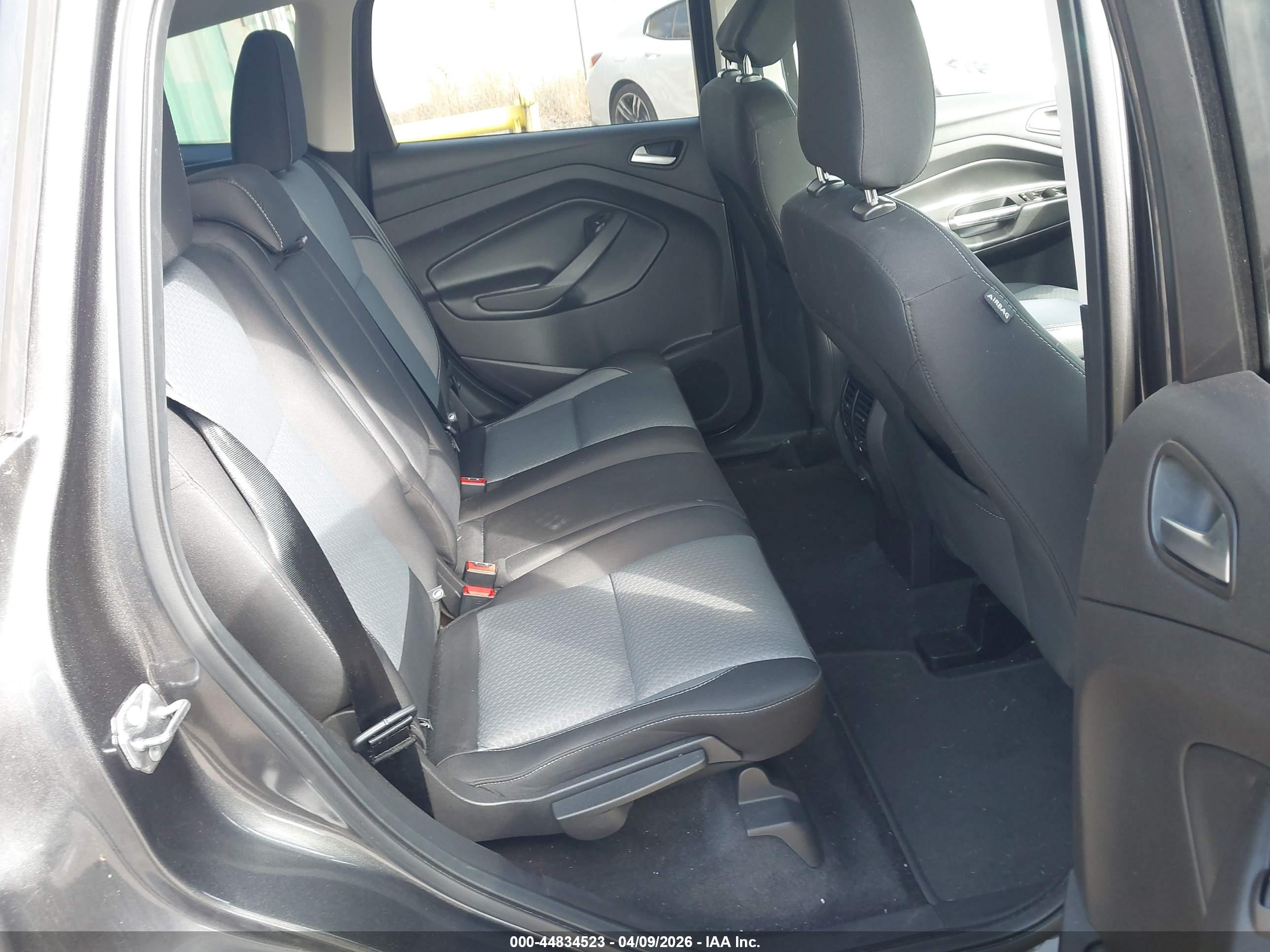 FORD ESCAPE image 8