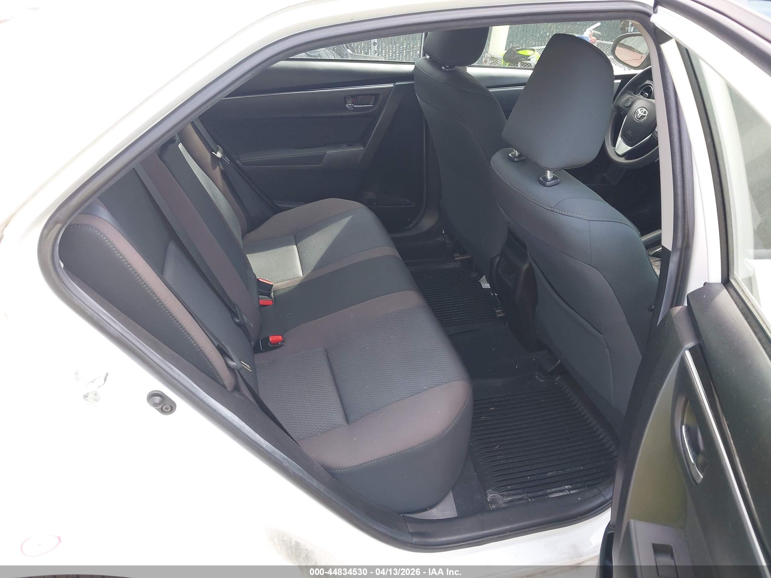 TOYOTA COROLLA image 8