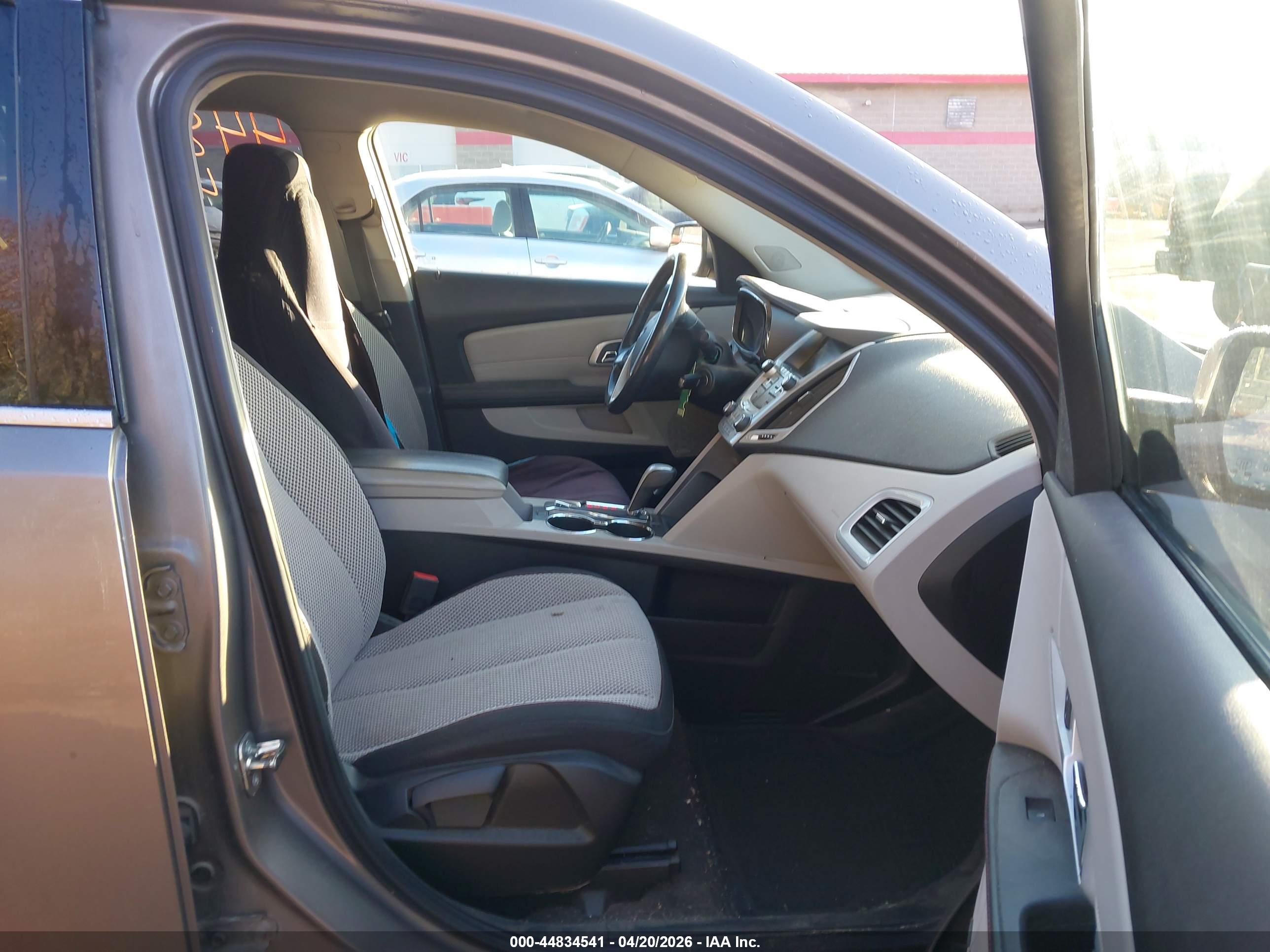GMC TERRAIN image 5