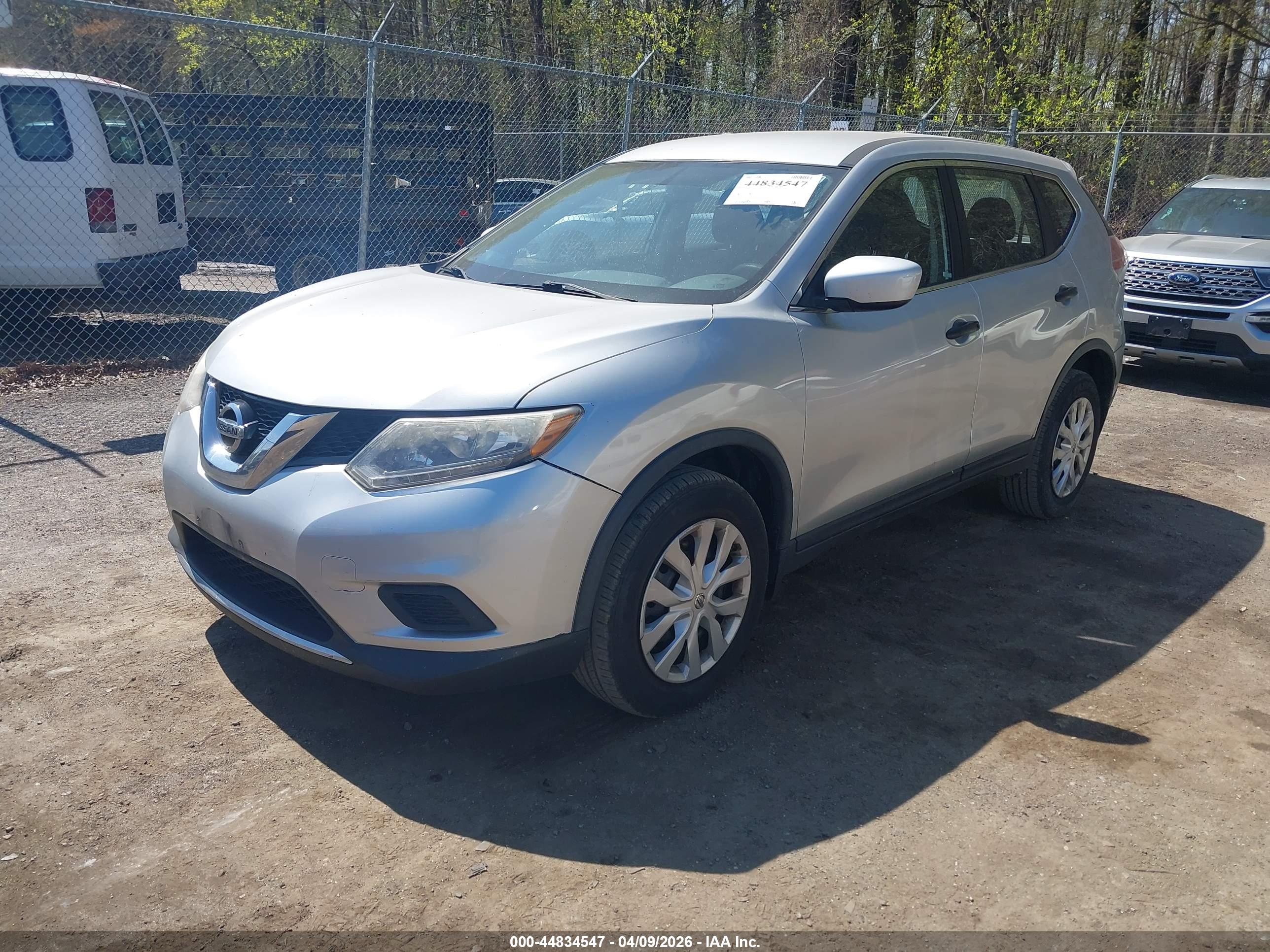 NISSAN ROGUE image 2