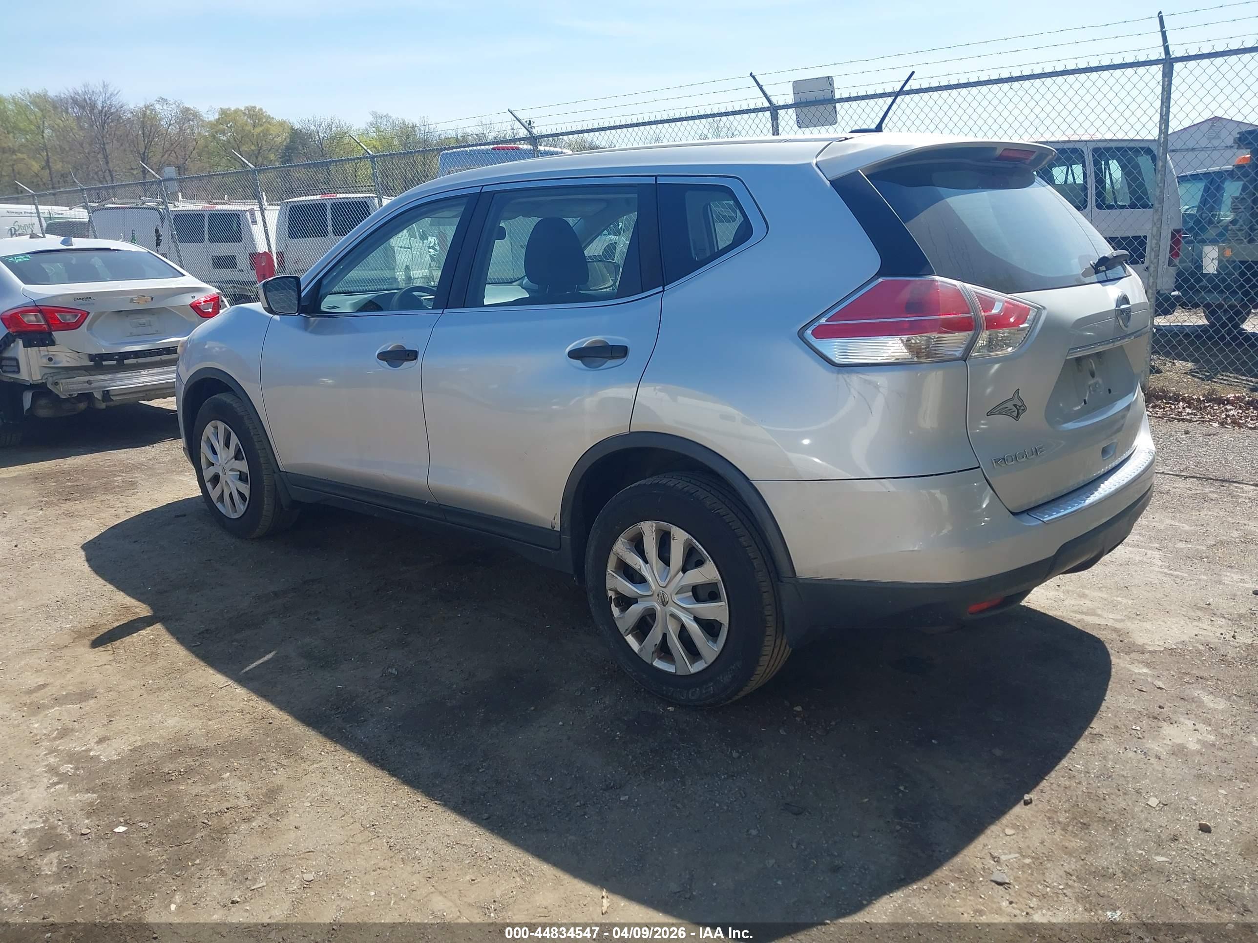 NISSAN ROGUE image 3