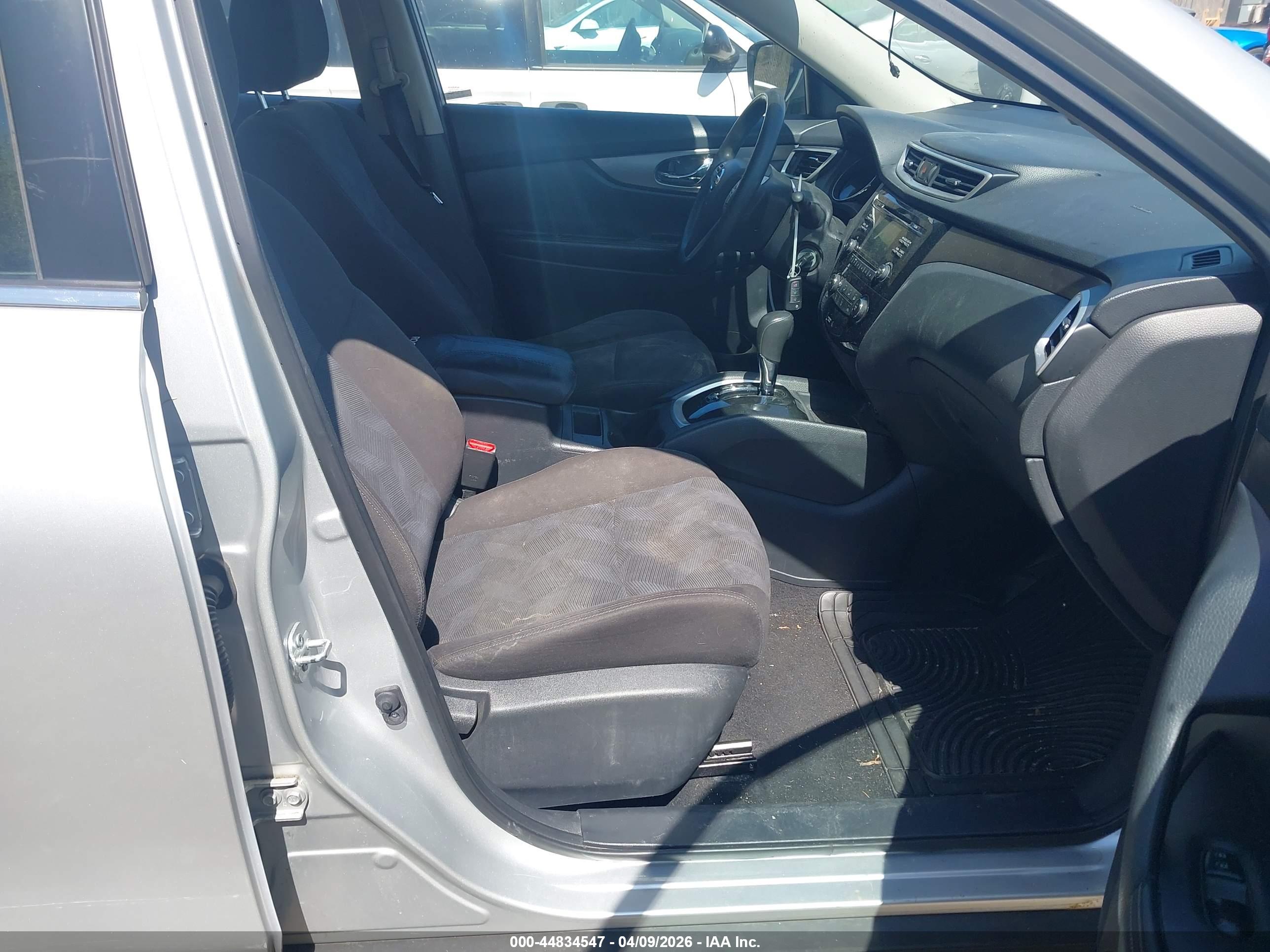 NISSAN ROGUE image 5