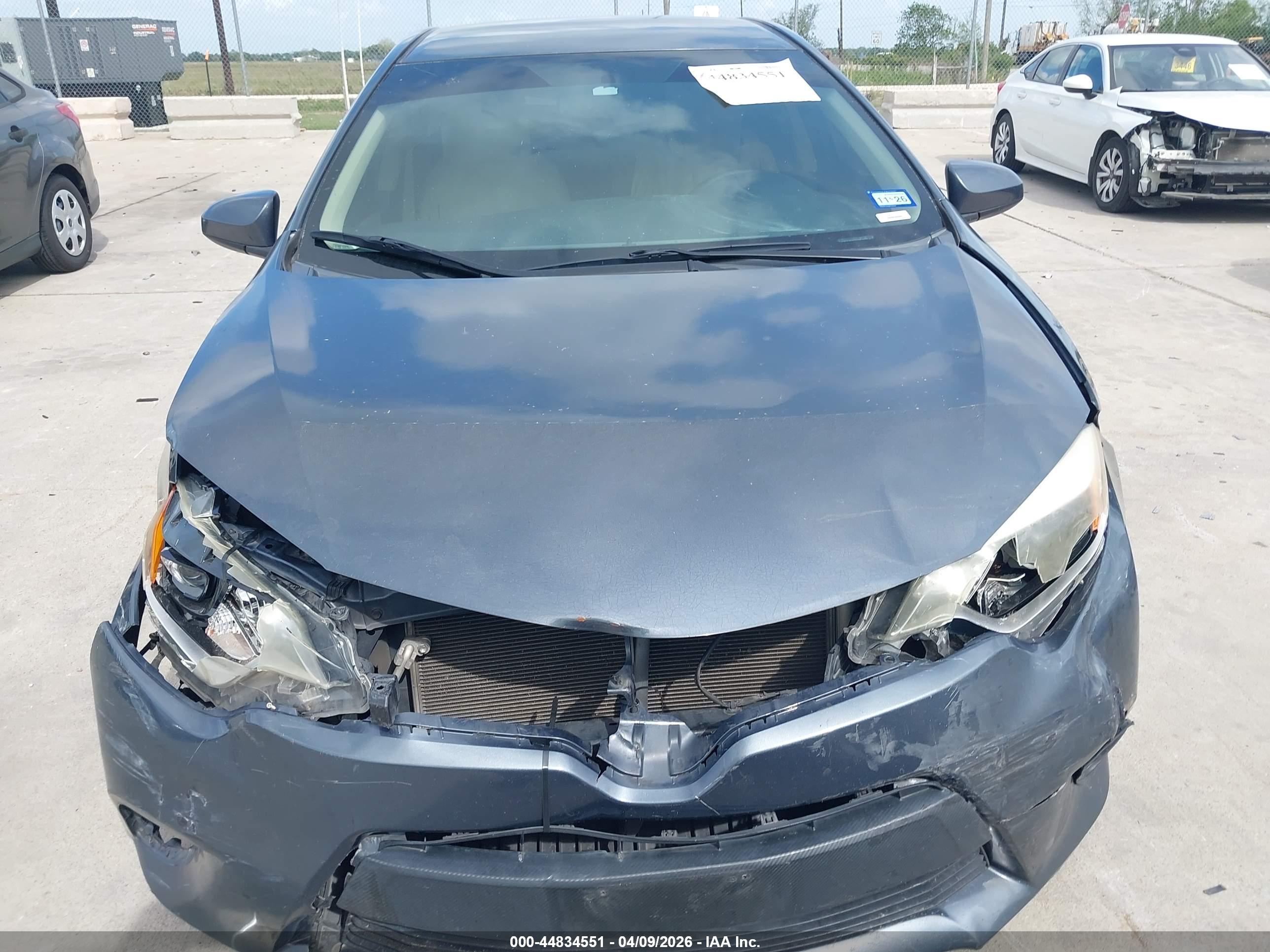TOYOTA COROLLA image 6